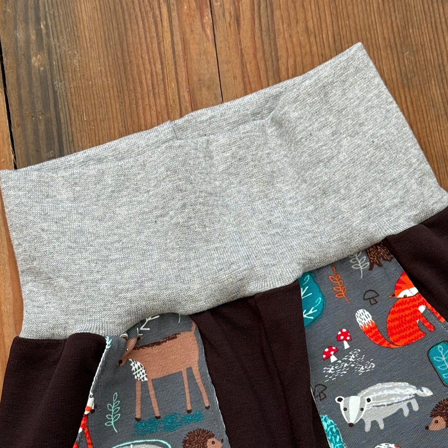 Pumphose French Terry -Handgemachte Babyhose mit Waldtieren