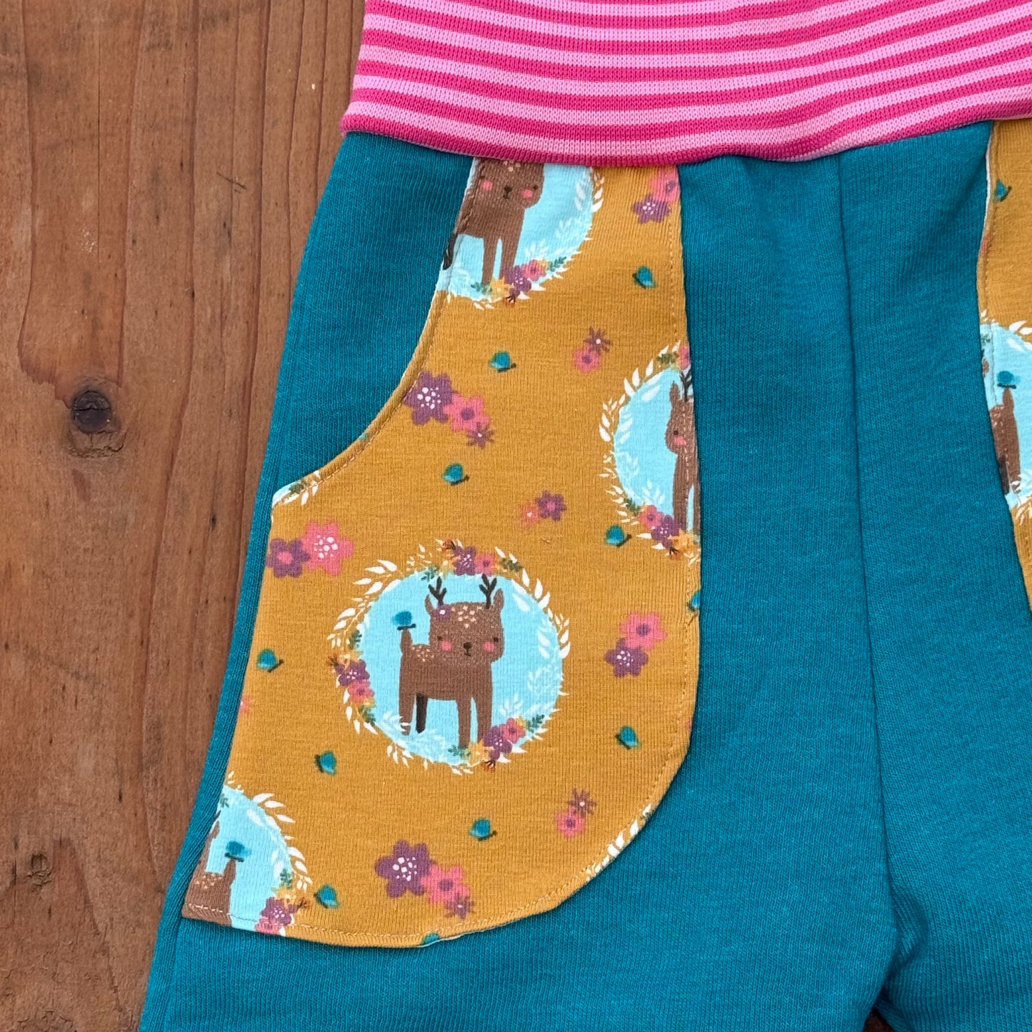 Pumphose Sweat Gr. 80 – Bequeme Babyhose mit Bündchen & Taschen