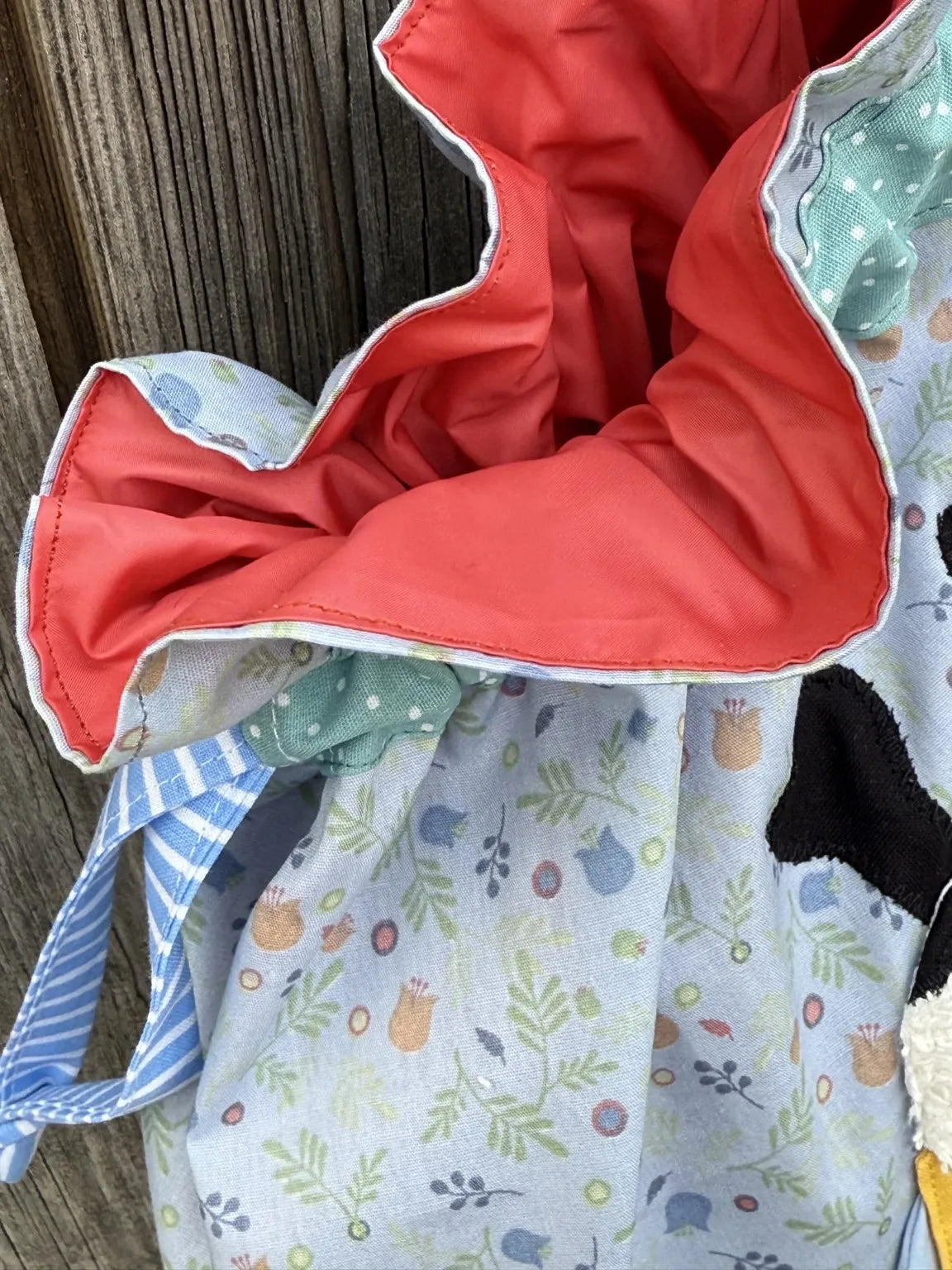 Wetbag „Biene“ – handgemacht, wasserabweisend, ideal für Kita, Sport & Reisen