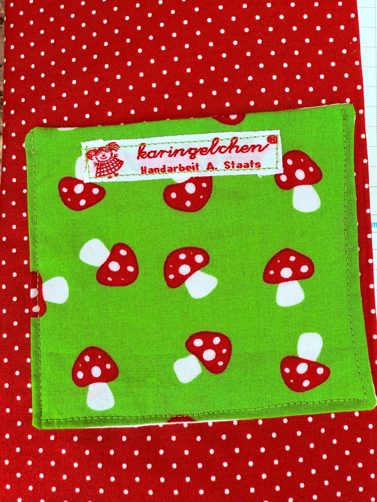 Handgemachte U-Heft-Hülle “Maus” – personalisierbar & farbenfroh