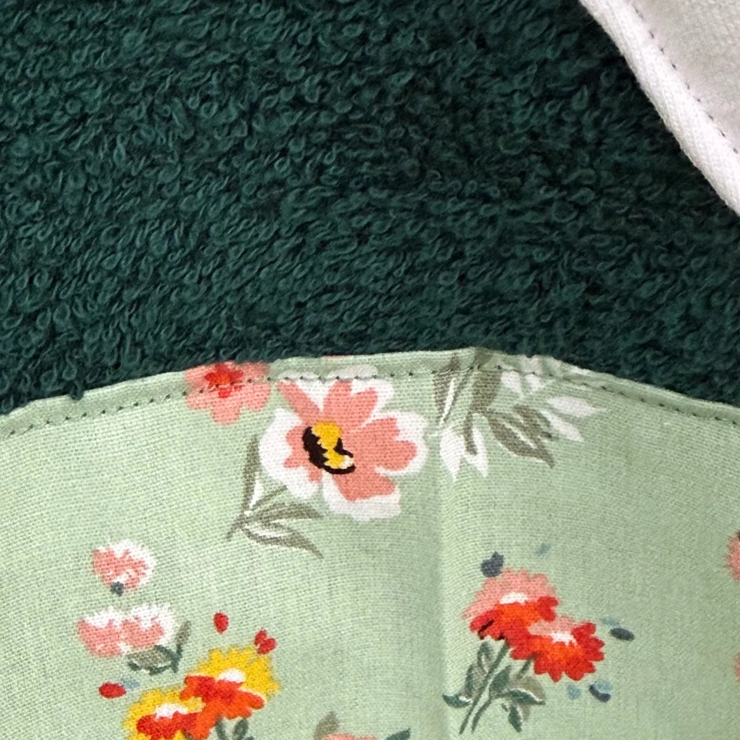 Handgemachtes Kinder-Duschtuch “Fuchs” – personalisiert & superweich