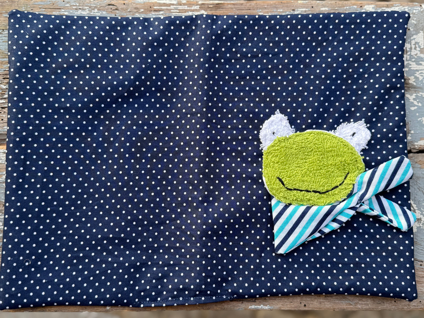 Handgemachte U-Heft-Hülle “Frosch” – personalisiert & einzigartig