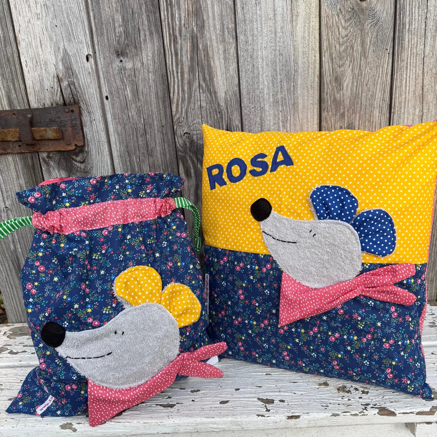 Handgemachtes Kinderkissen Maus -personalisierbar, bunt & kuschelig