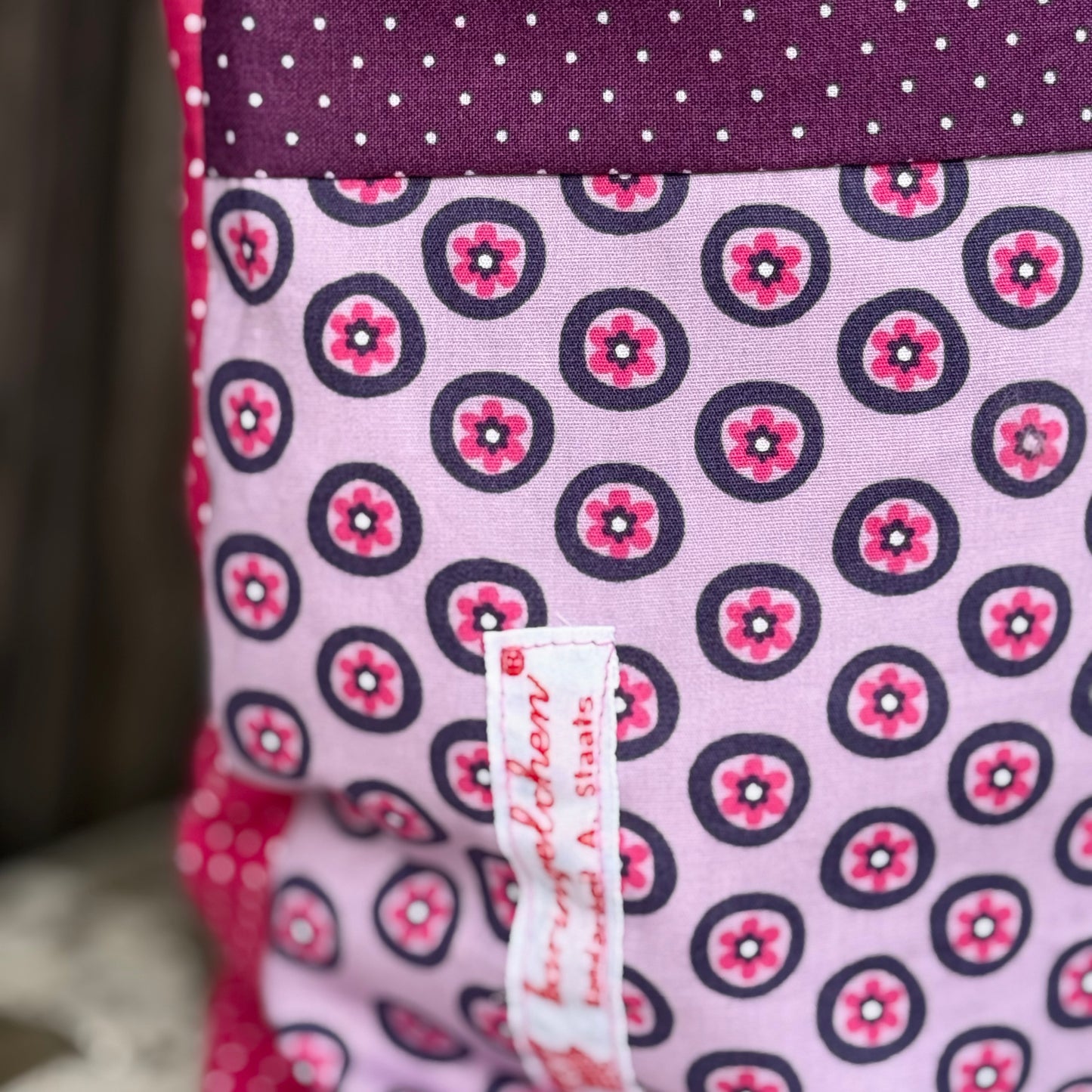 Kinderkissen „Pferd“ – personalisierbares Namenskissen, handgenäht