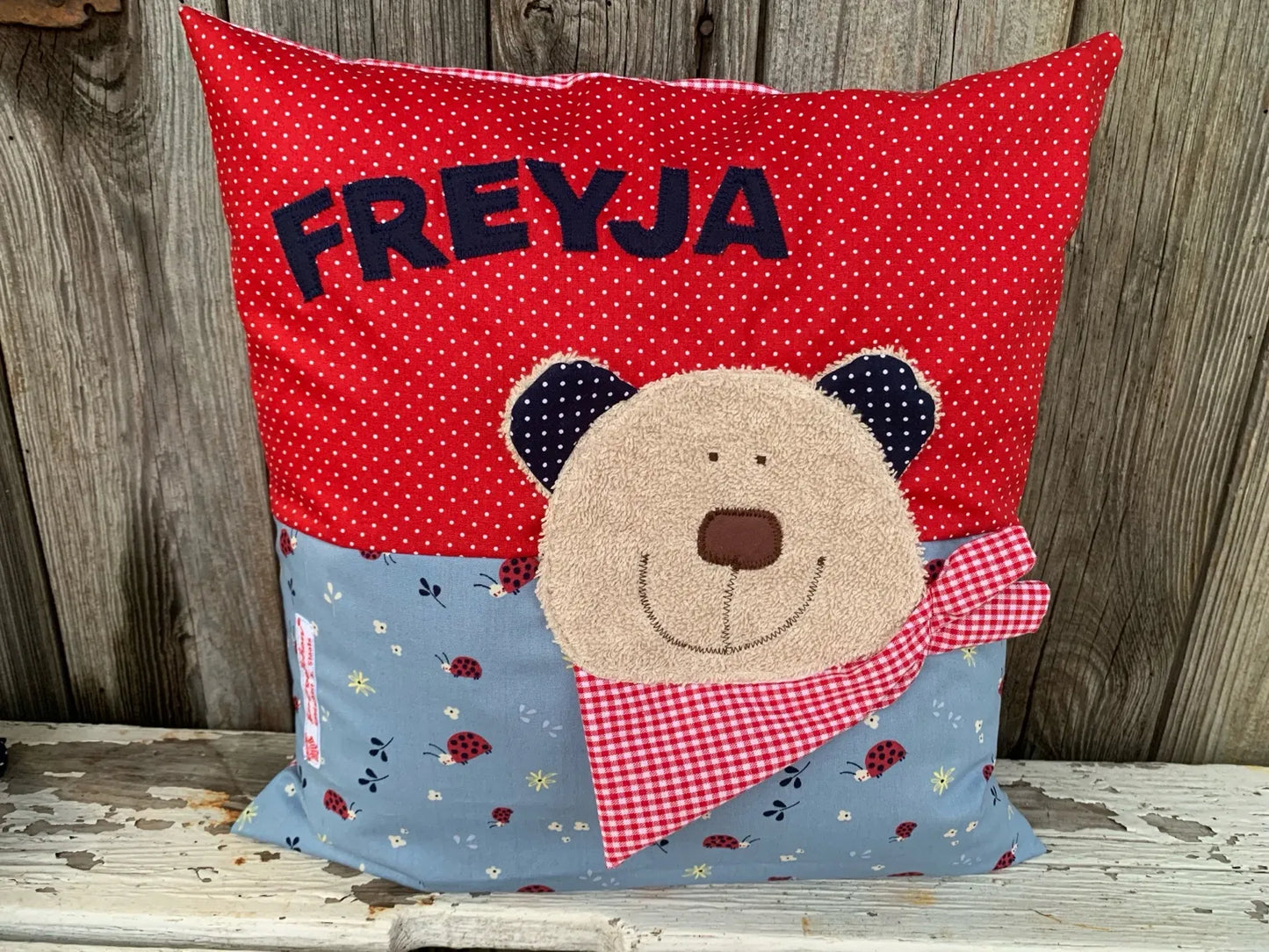 Geschenkset Bär – Kissen & Wetbag personalisiert, Handmade