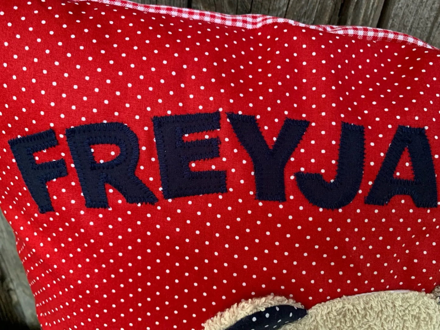 Geschenkset Bär – Kissen & Wetbag personalisiert, Handmade