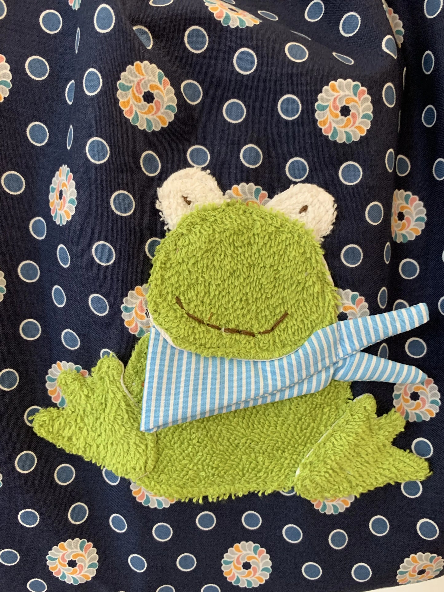 Kita-Set Gans & Frosch – Handgemachte Wetbag und Garderobenbeutel mit Namen