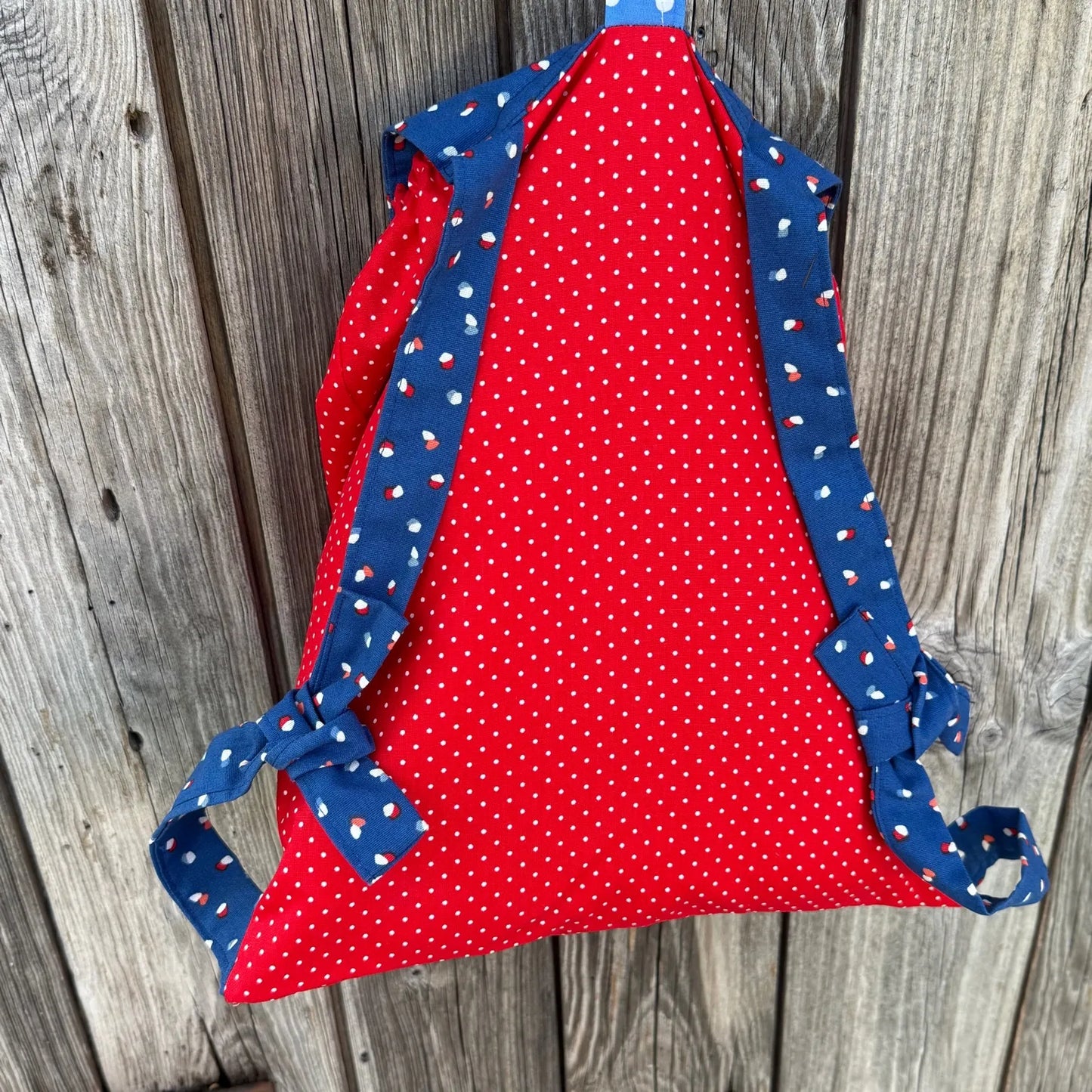 Kinderrucksack Seepferdchen – Handmade mit wasserabweisendem Innenfutter