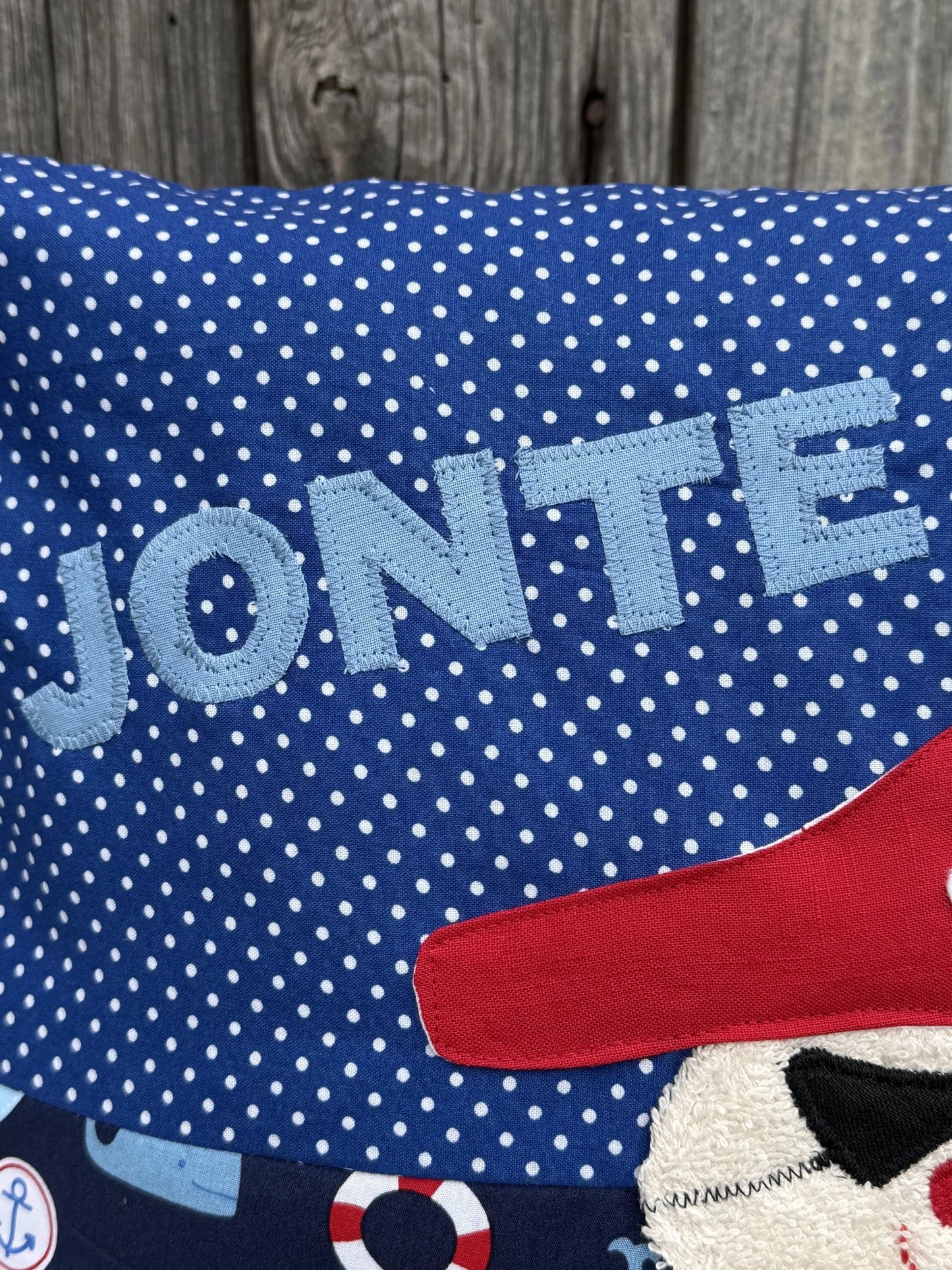Personalisiertes Kissen Pirat – Handmade mit Name & weichem Stoff