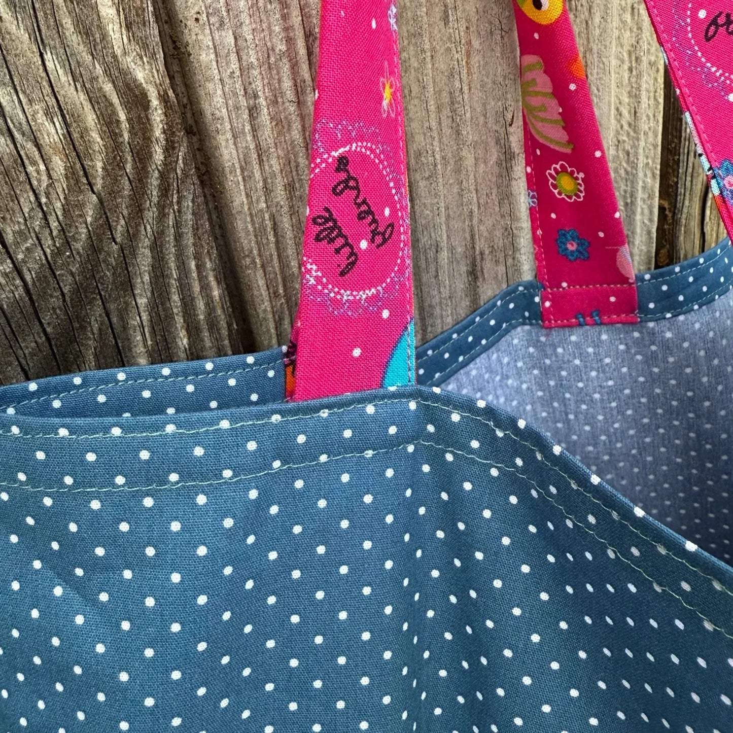 Kita-Set Schmetterling & Katze – Handgemachte Wetbag und Garderobenbeutel für Mädchen