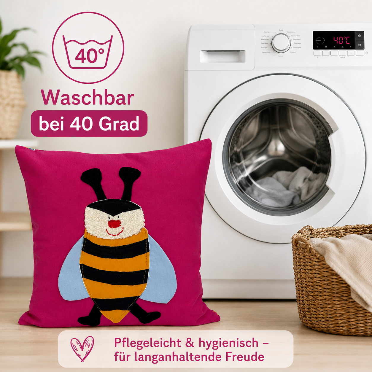 Reisekissen für Mädchen mit Biene – Kuschelkissen Pink 30x30 cm | Handgemachtes Kinderkissen