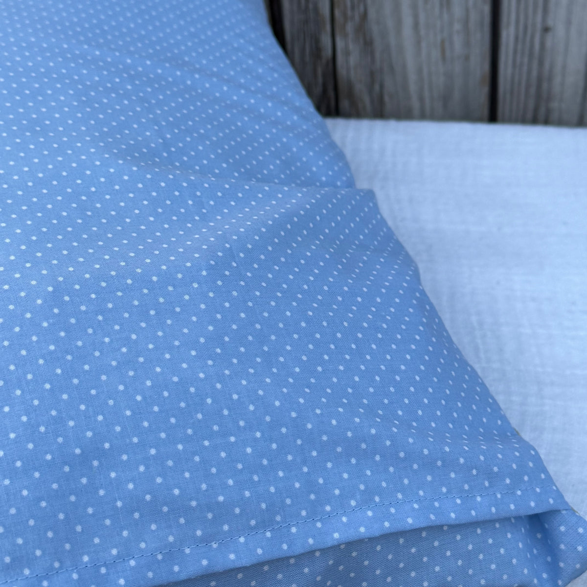Dackelkissen mit Namen – personalisiertes Kinderkissen 40 × 40 cm