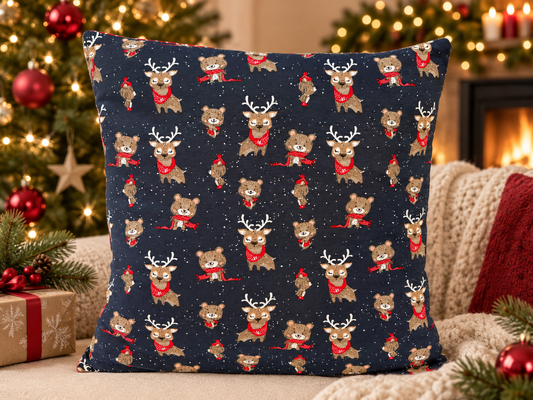 Weihnachtskissen für Kinder 40 × 40 cm – Bär & Rentier