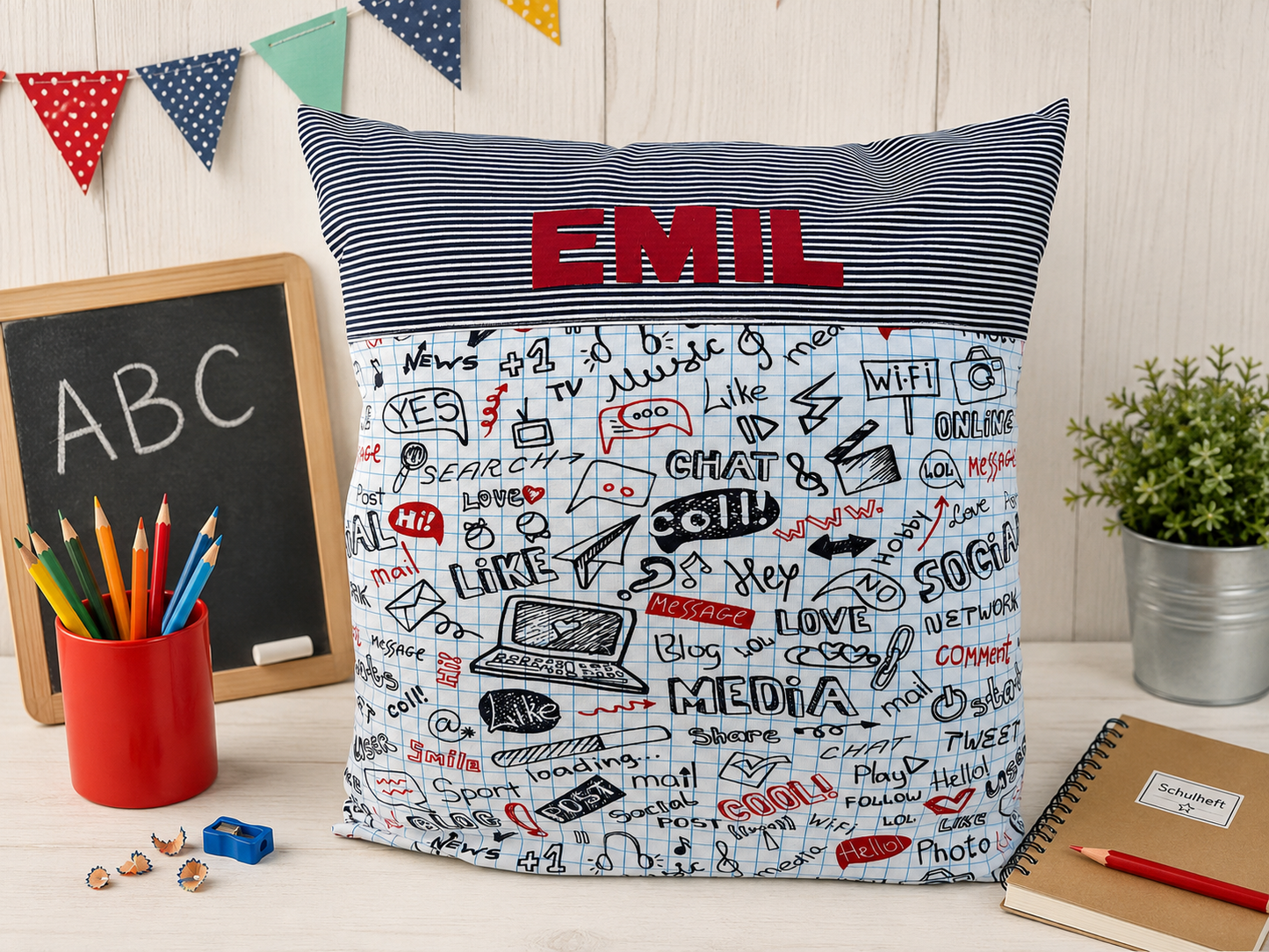 Kissen mit Namen Computerheld – Geschenk zur Einschulung für Jungen
