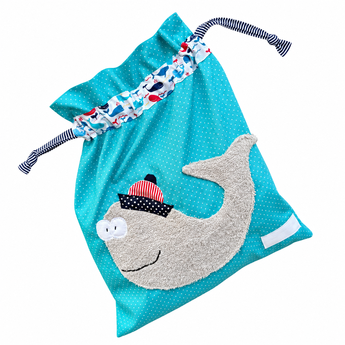 Wetbag mit Wal für Kinder – personalisierbare Nasstasche 33 × 37 cm