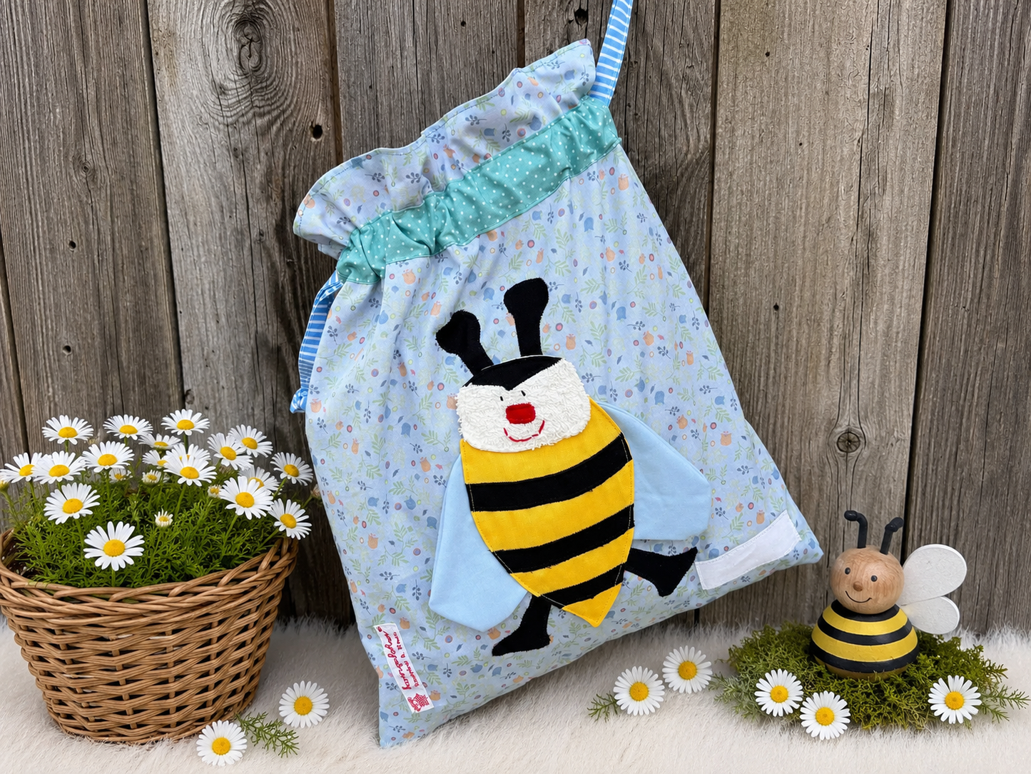 Wetbag „Biene“ – handgemacht, wasserabweisend, ideal für Kita, Sport & Reisen