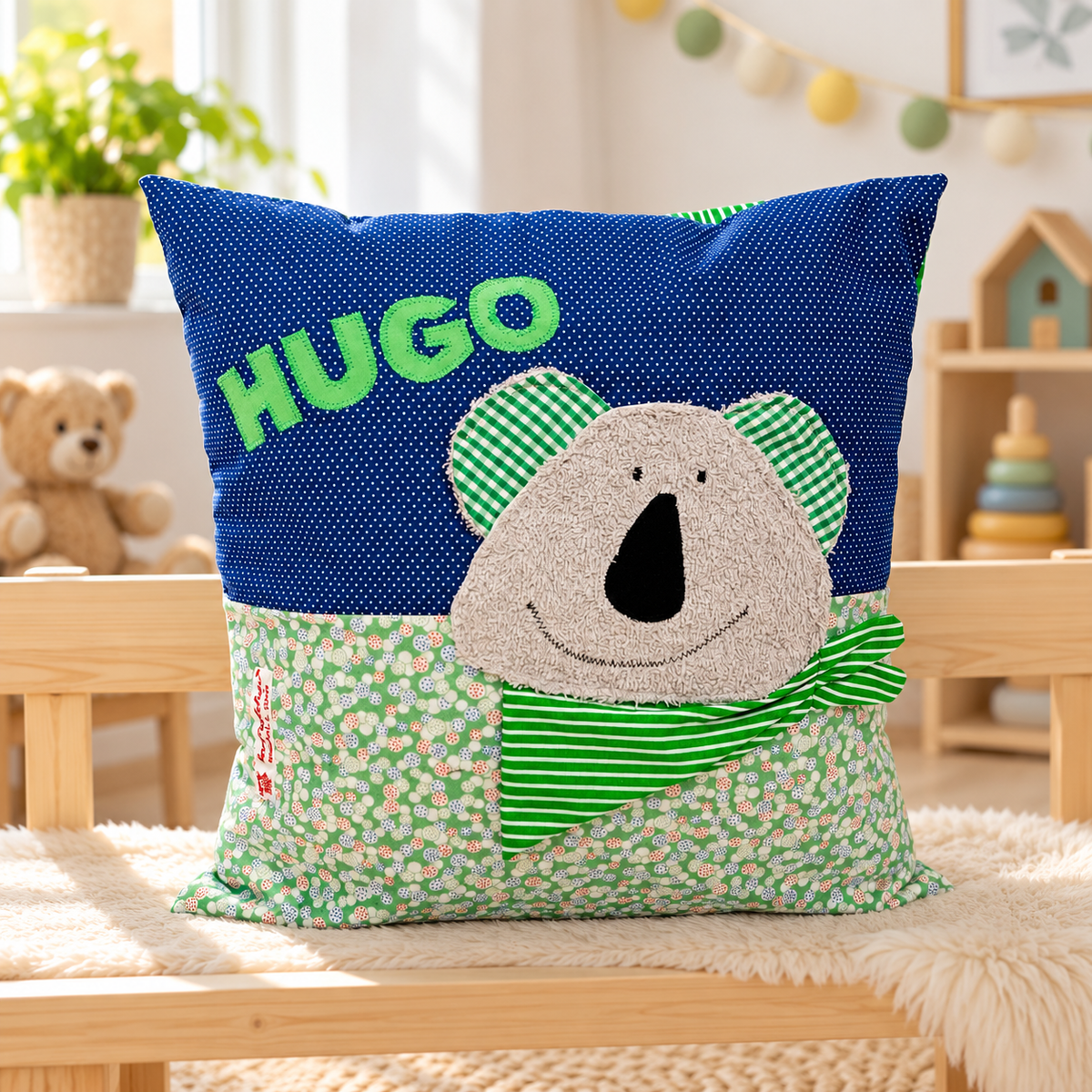 Koala Kissen mit Namen – personalisiertes Kinderkissen 40 × 40 cm