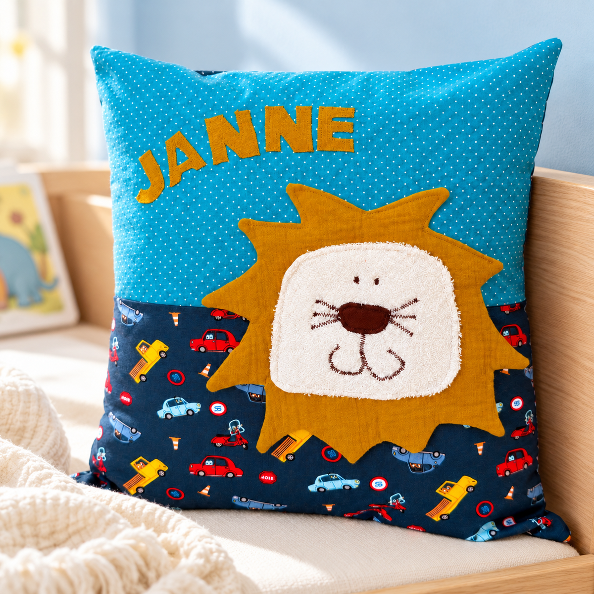 Personalisiertes Kinderkissen Löwe mit Namen – 40 × 40 cm