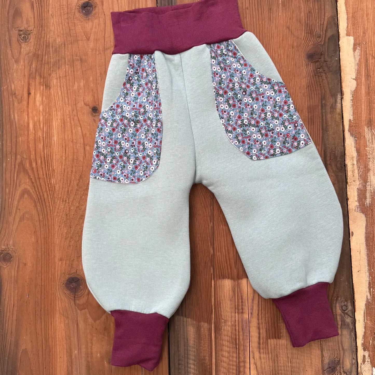 Pumphose Sweat Gr. 92 – Handgemachte Kinderhose mit Taschen