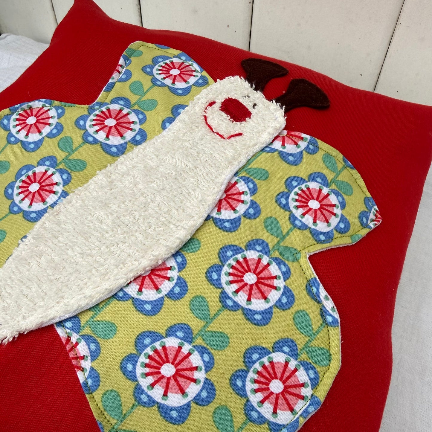Reisekissen Schmetterling für Kinder – Kuschelkissen für Auto, Urlaub & Kindergarten
