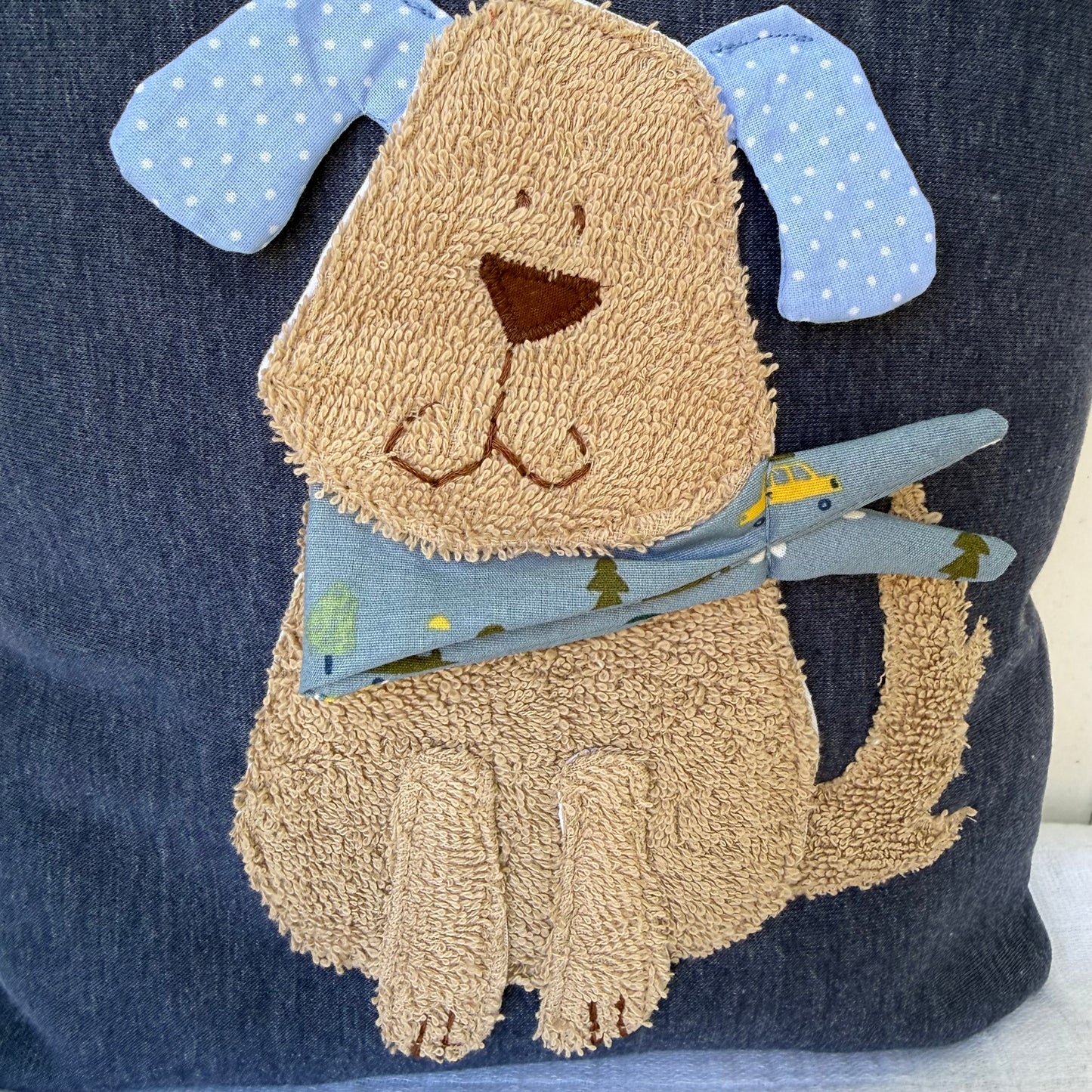 Reisekissen Hund 30x30 cm – Kuschelkissen für Auto, Urlaub & Kinderwagen