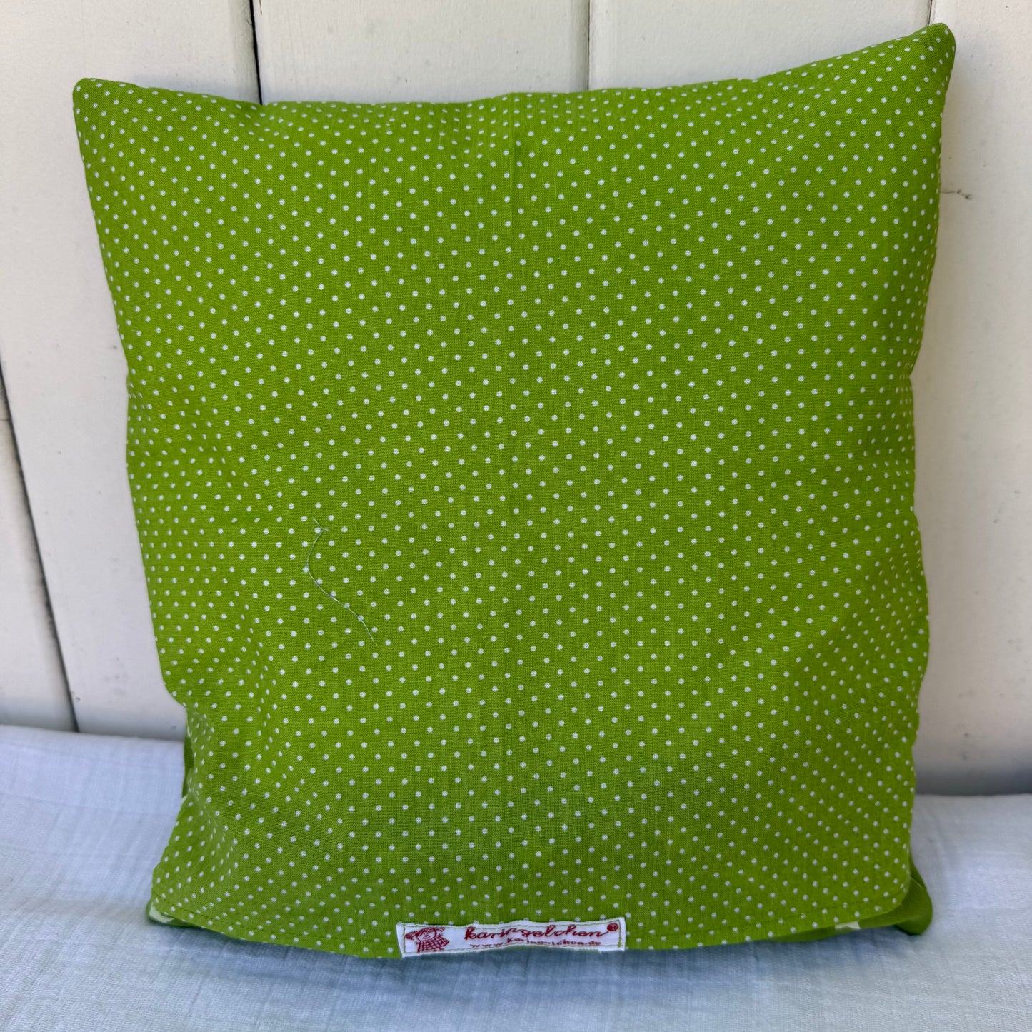 Reisekissen Löwe für Kinder 30x30 cm – Kuschelkissen für Auto, Urlaub & Kinderwagen