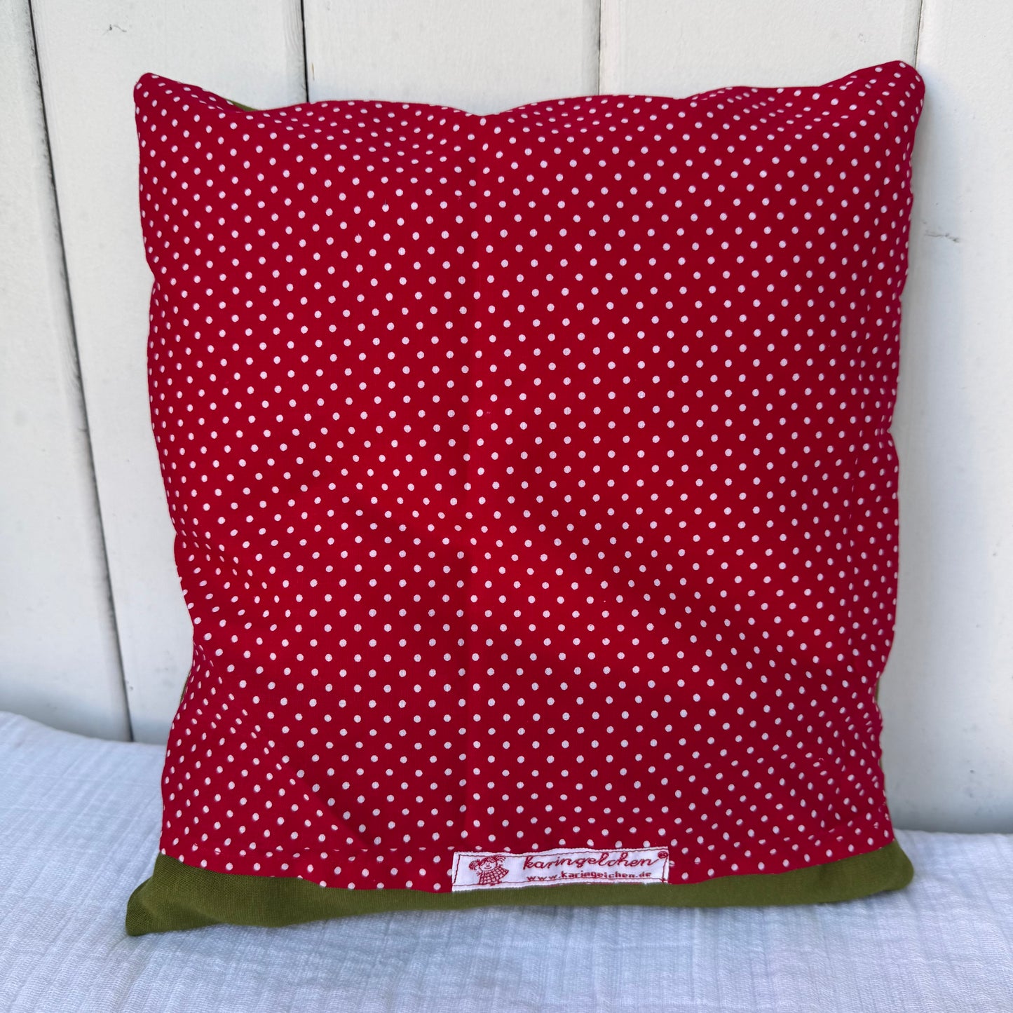 Reisekissen Blumenwiese für Kinder – Kuschelkissen 30x30 cm