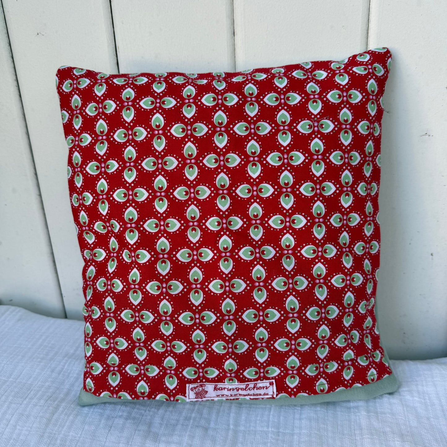 Reisekissen Maus für Kinder – Handgemachtes Kuschelkissen 30x30 cm