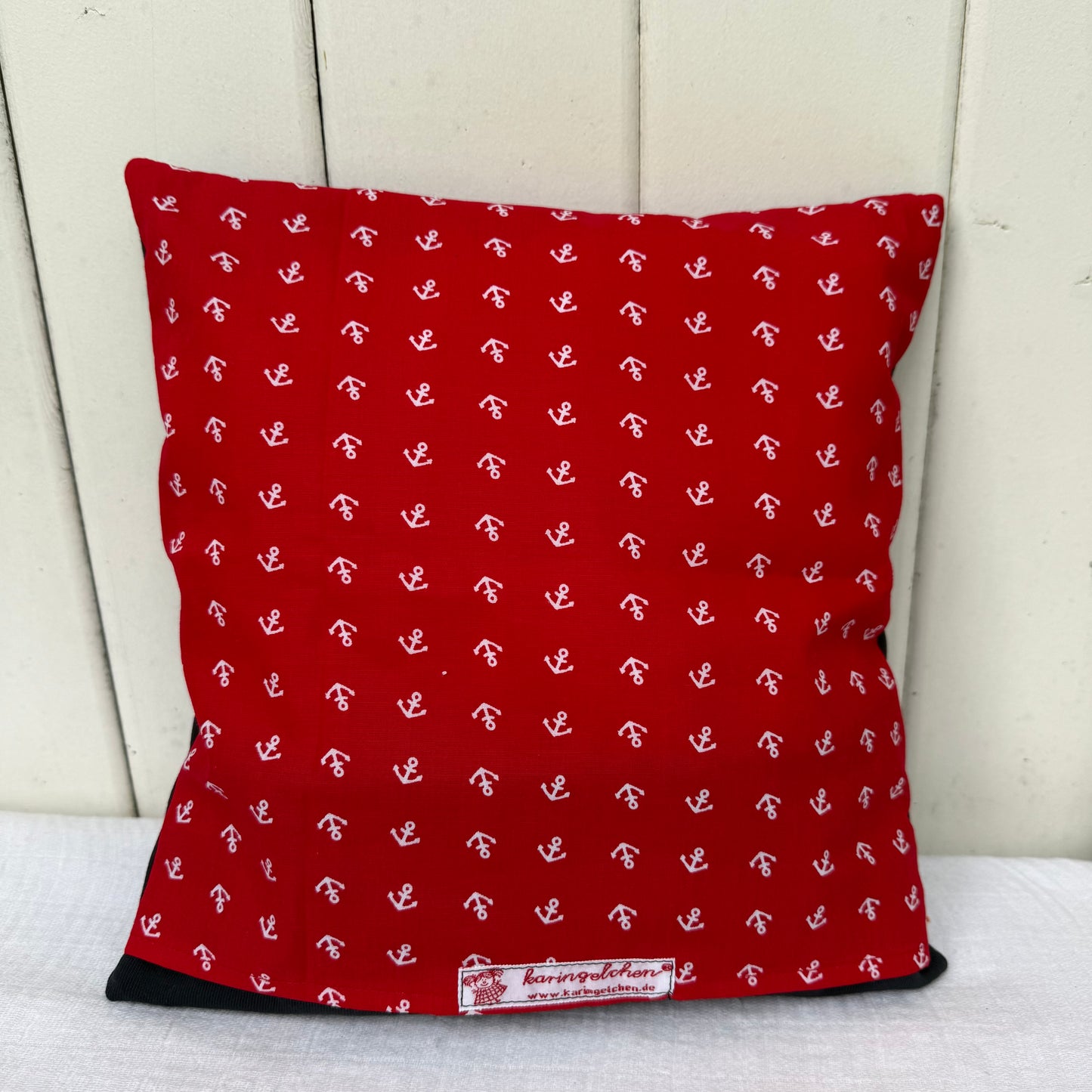 Reisekissen Pirat 30x30 cm – Handgenähtes Kinderkissen für Auto, Urlaub & Kindergarten
