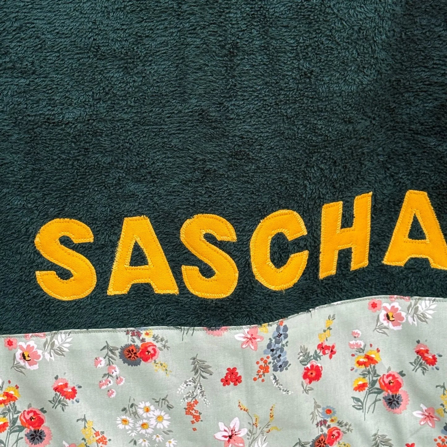 Handgemachtes Kinder-Duschtuch “Fuchs” – personalisiert & superweich