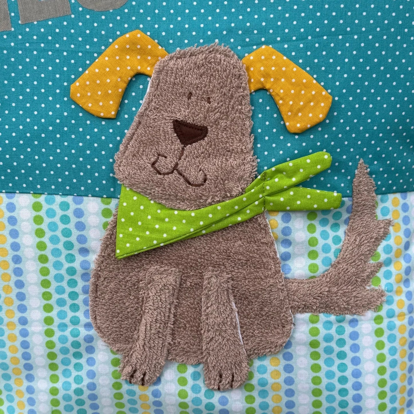 Kuschelkissen mit Namen – Hundemotiv | Personalisiertes Geschenk Baby