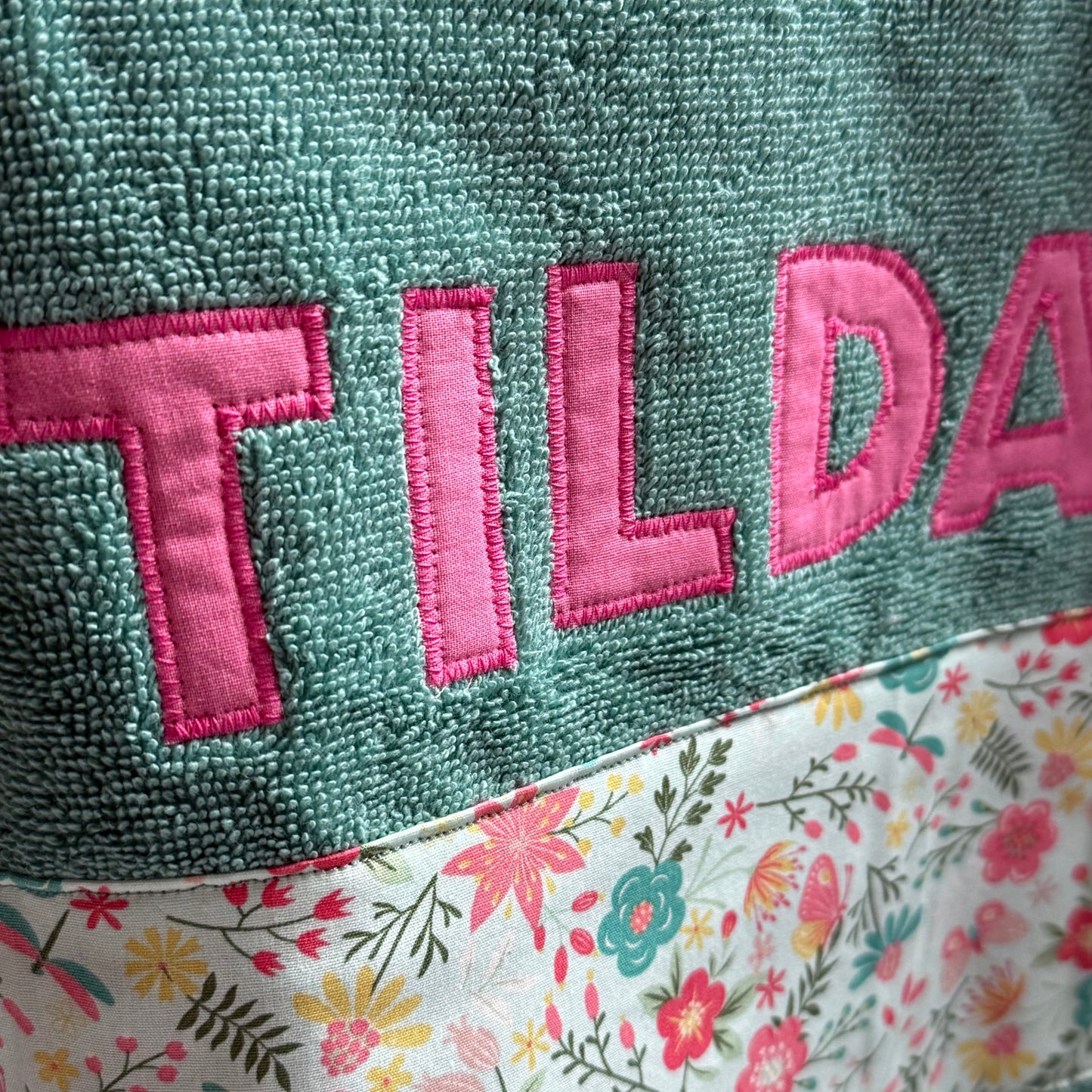 Personalisierbares Handtuch mit Schildkröten-Motiv – für Mädchen