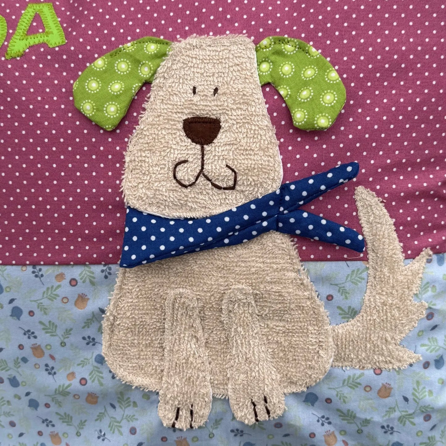 Namenskissen Hund – personalisiertes Kissen für Kinder