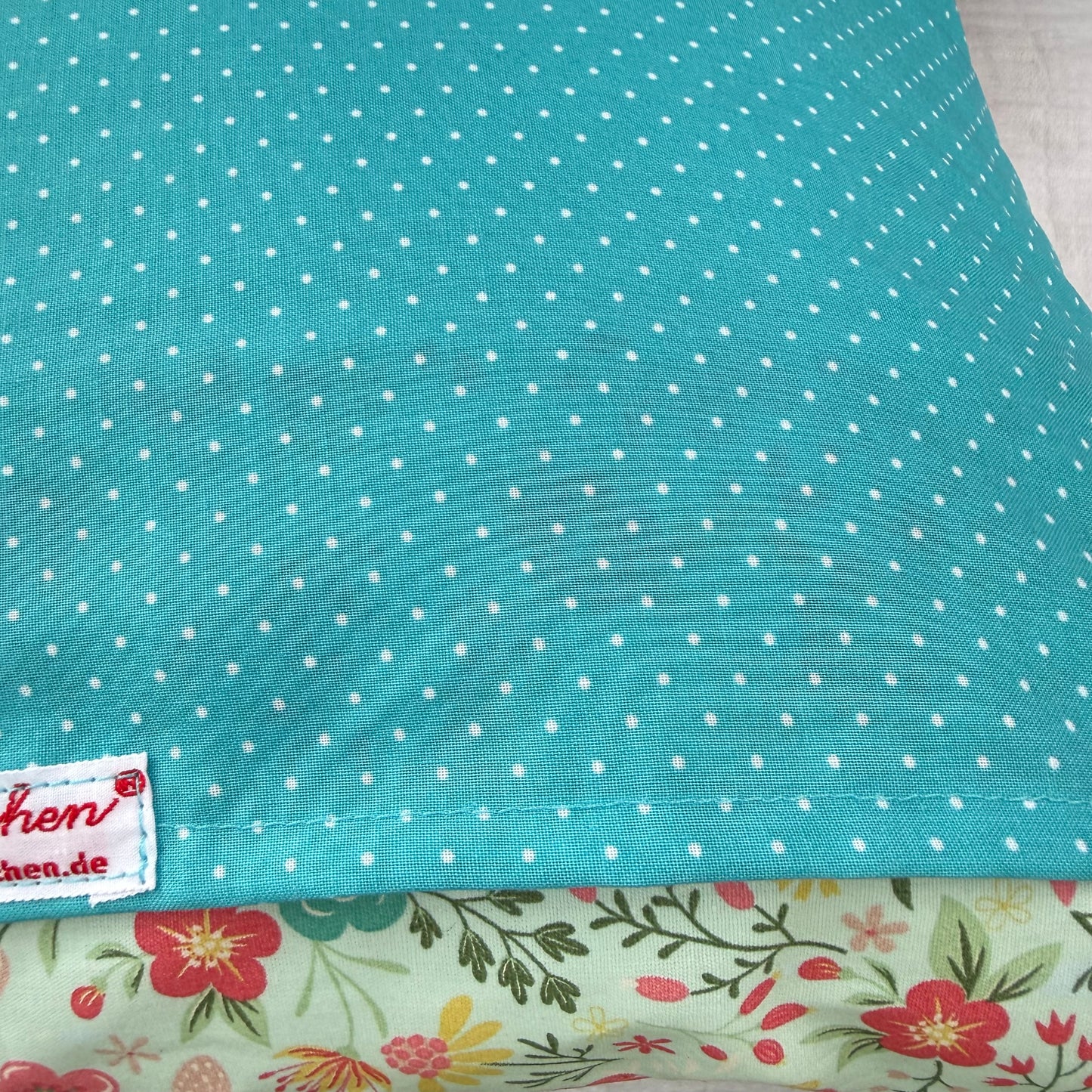 Kissen personalisiert mit Namen | Schmetterling Kinderkissen | Mädchenzimmer Deko