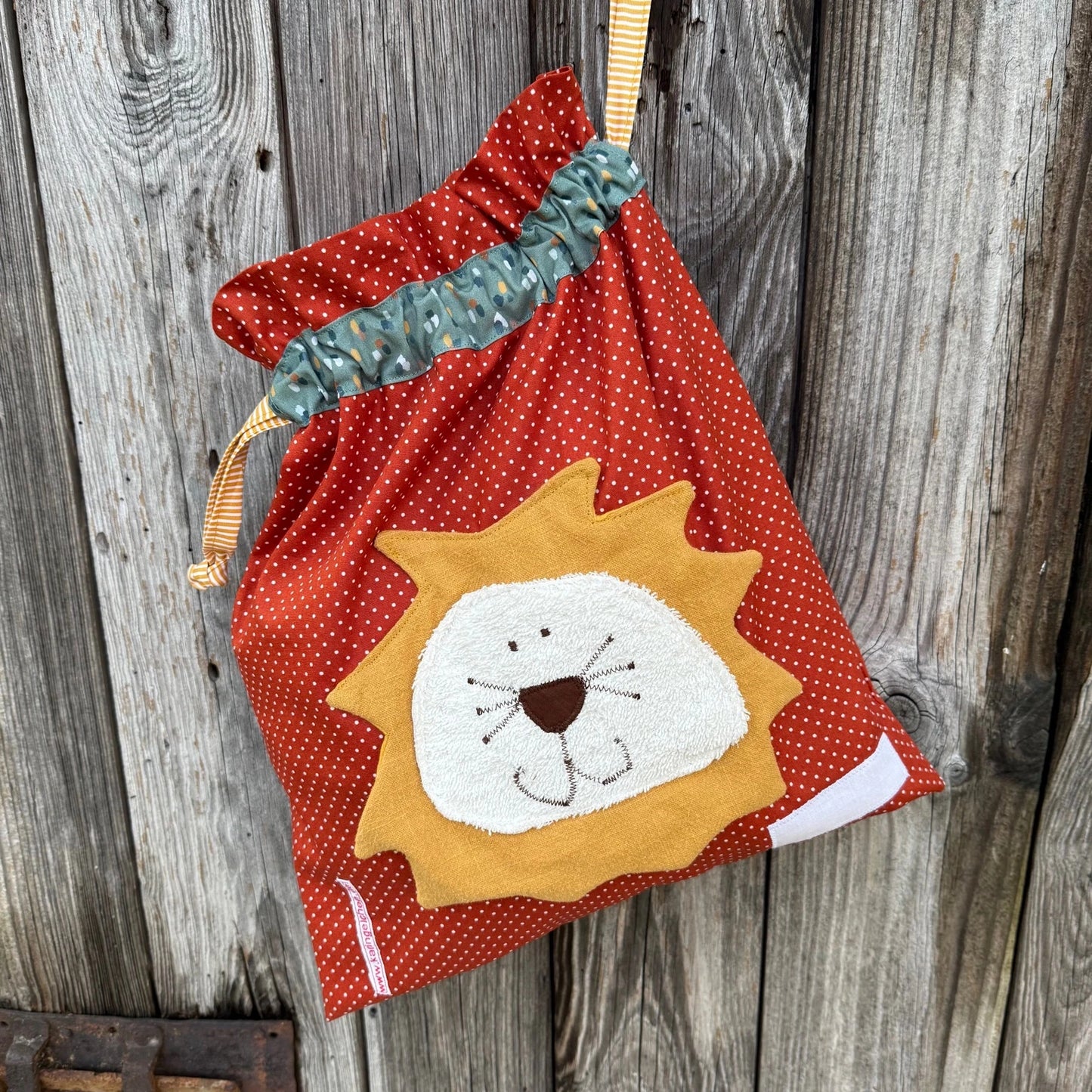 Wetbag „Löwe“ – personalisiert, handgemacht & wasserabweisend