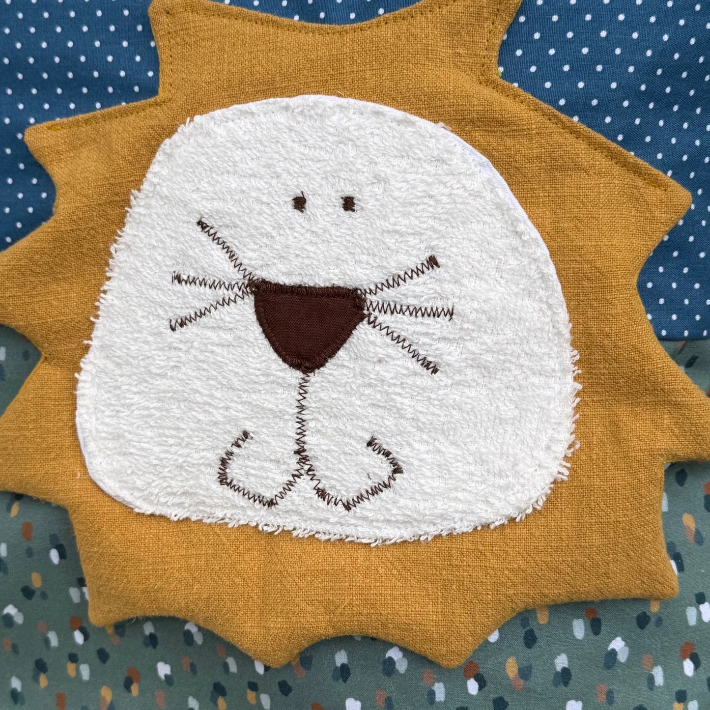 Kissen Löwe – personalisiertes Kinderkissen mit Namen | Handgemacht & Kuschelweich