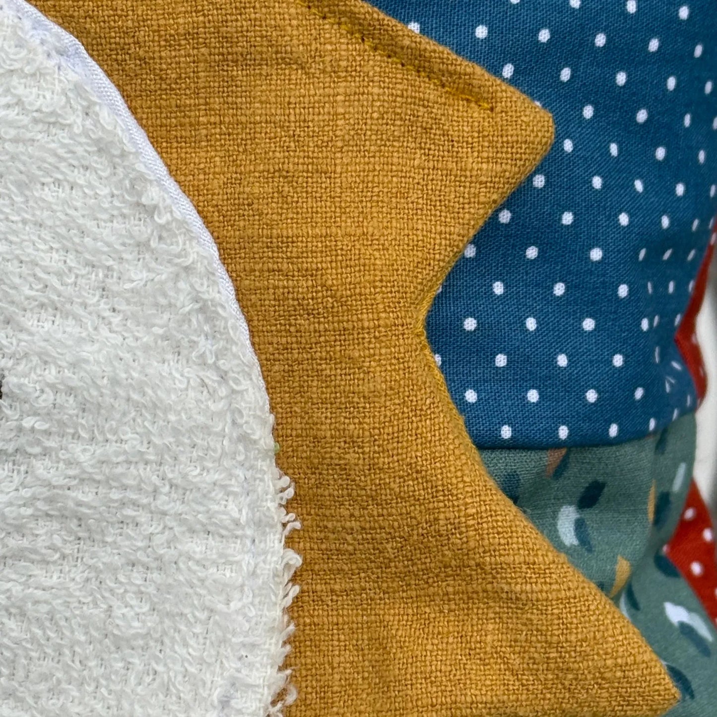 Kissen Löwe – personalisiertes Kinderkissen mit Namen | Handgemacht & Kuschelweich