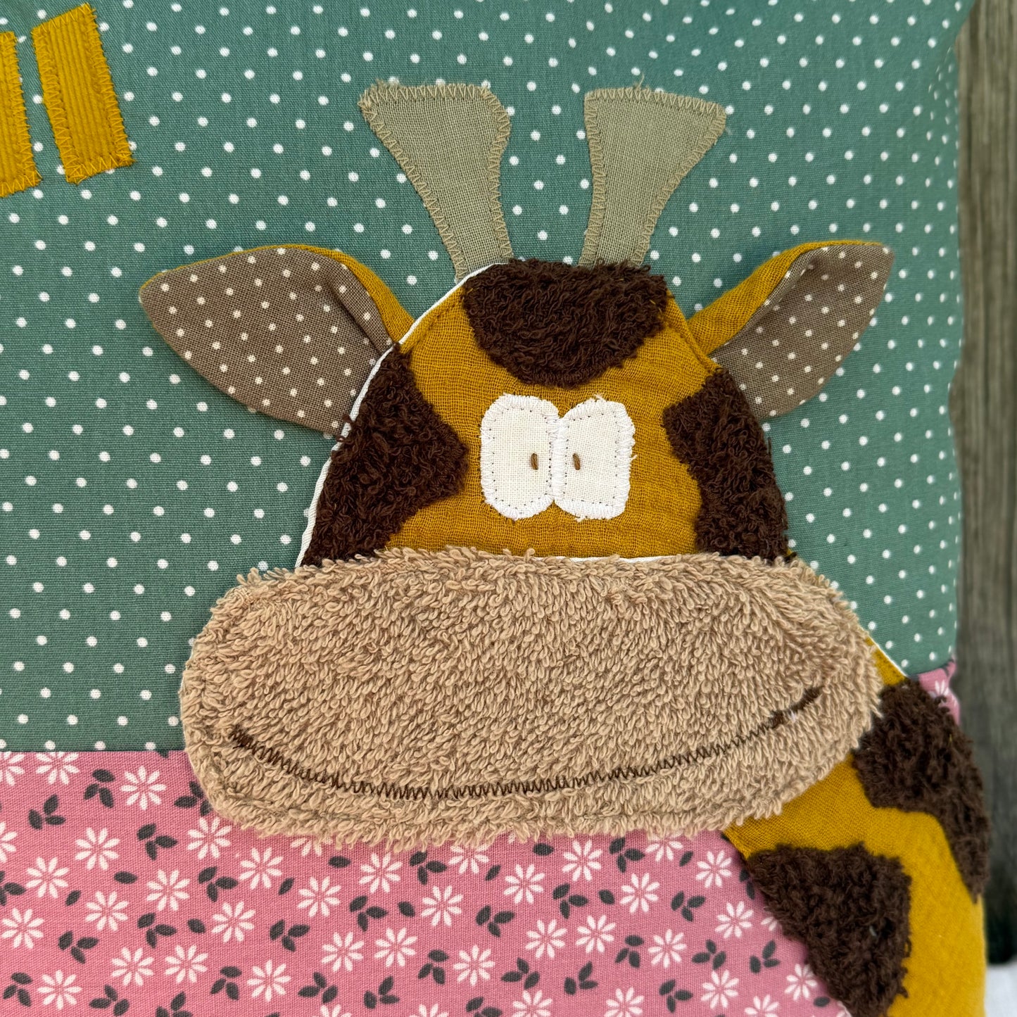 Kissen personalisiert mit Namen Giraffe | Personalisierte Geschenke Baby | Besonderes Geschenk zur Geburt