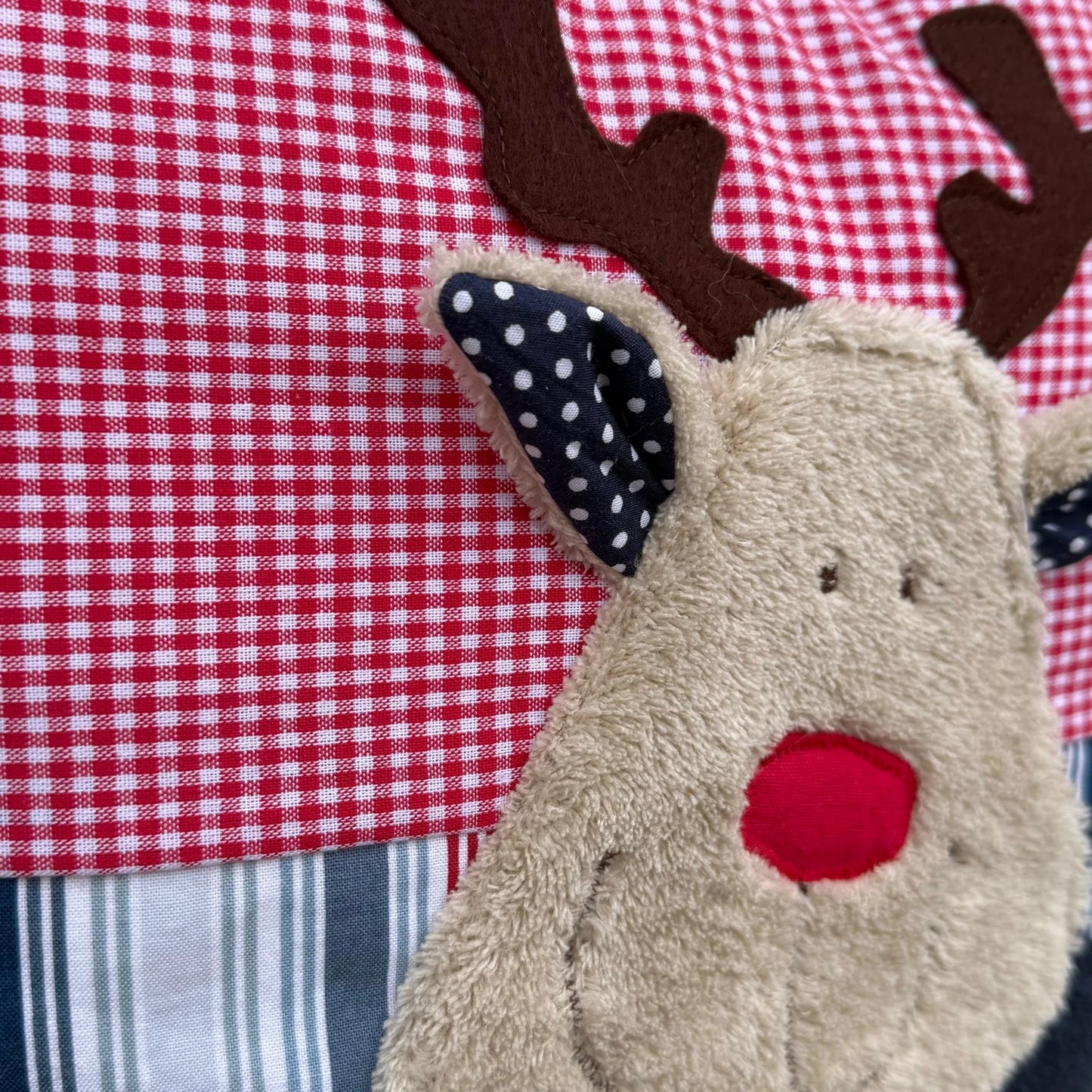 Kissen 40x40 mit Elch – Kuschelkissen für Kinder | Weihnachtskissen personalisiert