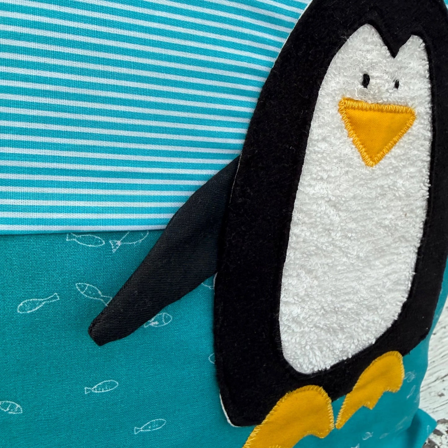 Kissen 40x40 Pinguin – Personalisiertes Kinderkissen | Handgemacht & Kuschelig