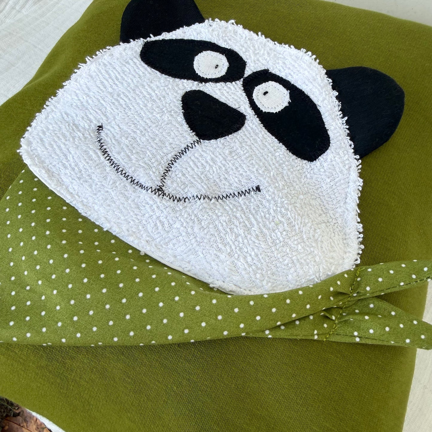 Reisekissen für Kinder Panda 30x30 – Handgemachtes Kuschelkissen