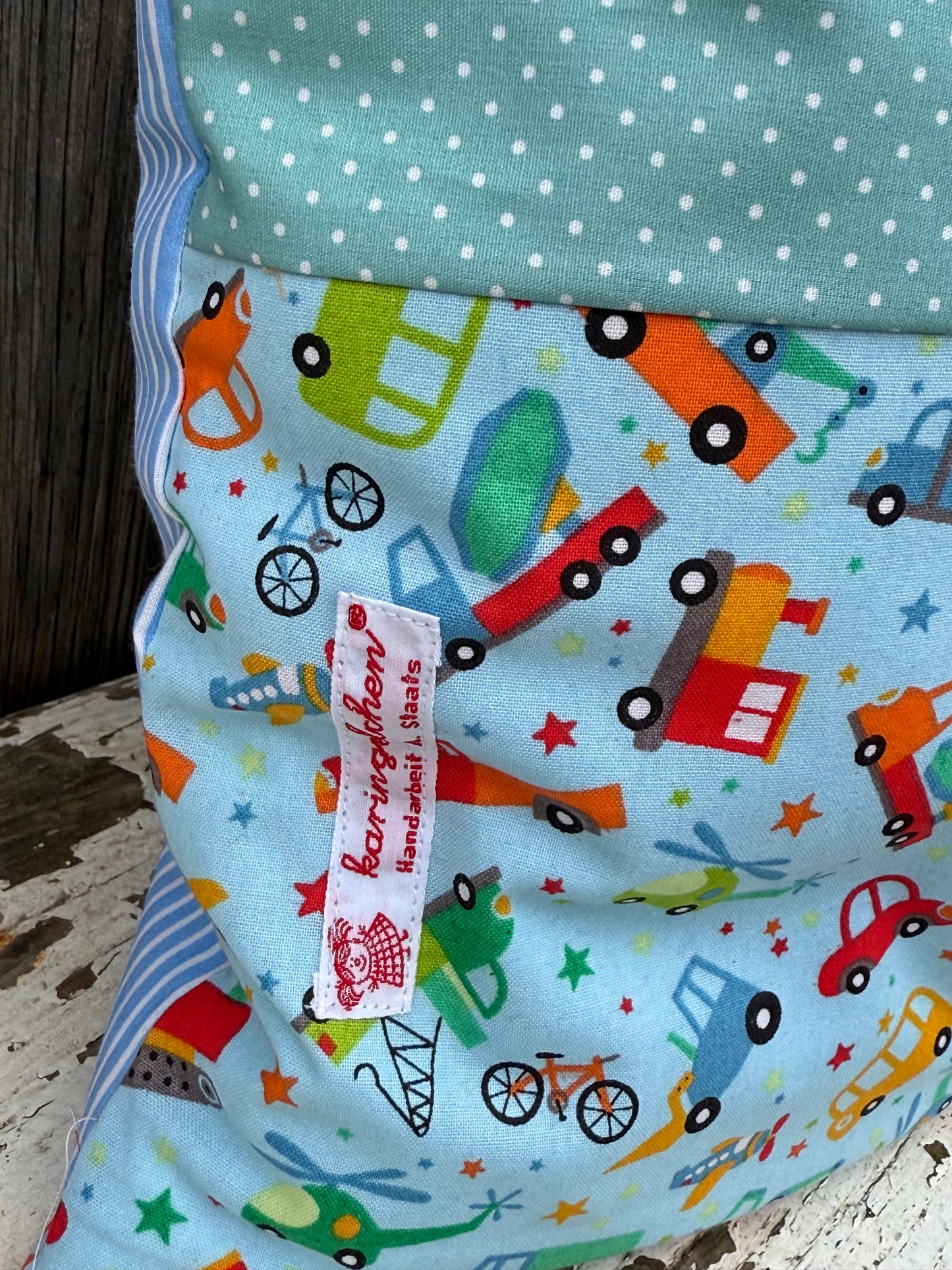Kissen Hund mit Namen Hellblau Fahrzeuge – Personalisiertes Kinderkissen 40x40 cm | Geschenk zur Geburt