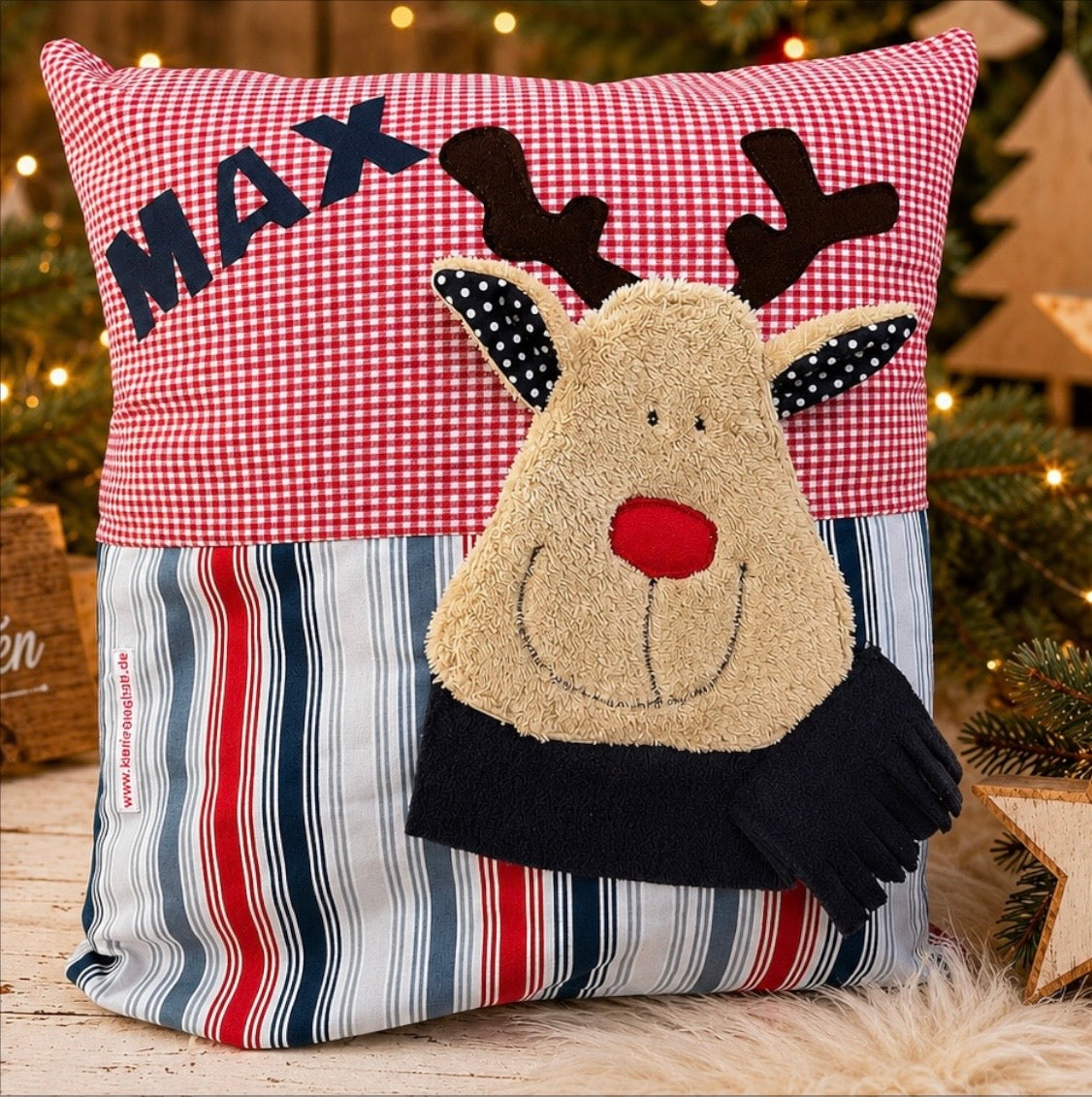 Personalisiertes Kissen Elch – Weihnachtskissen für Kinder