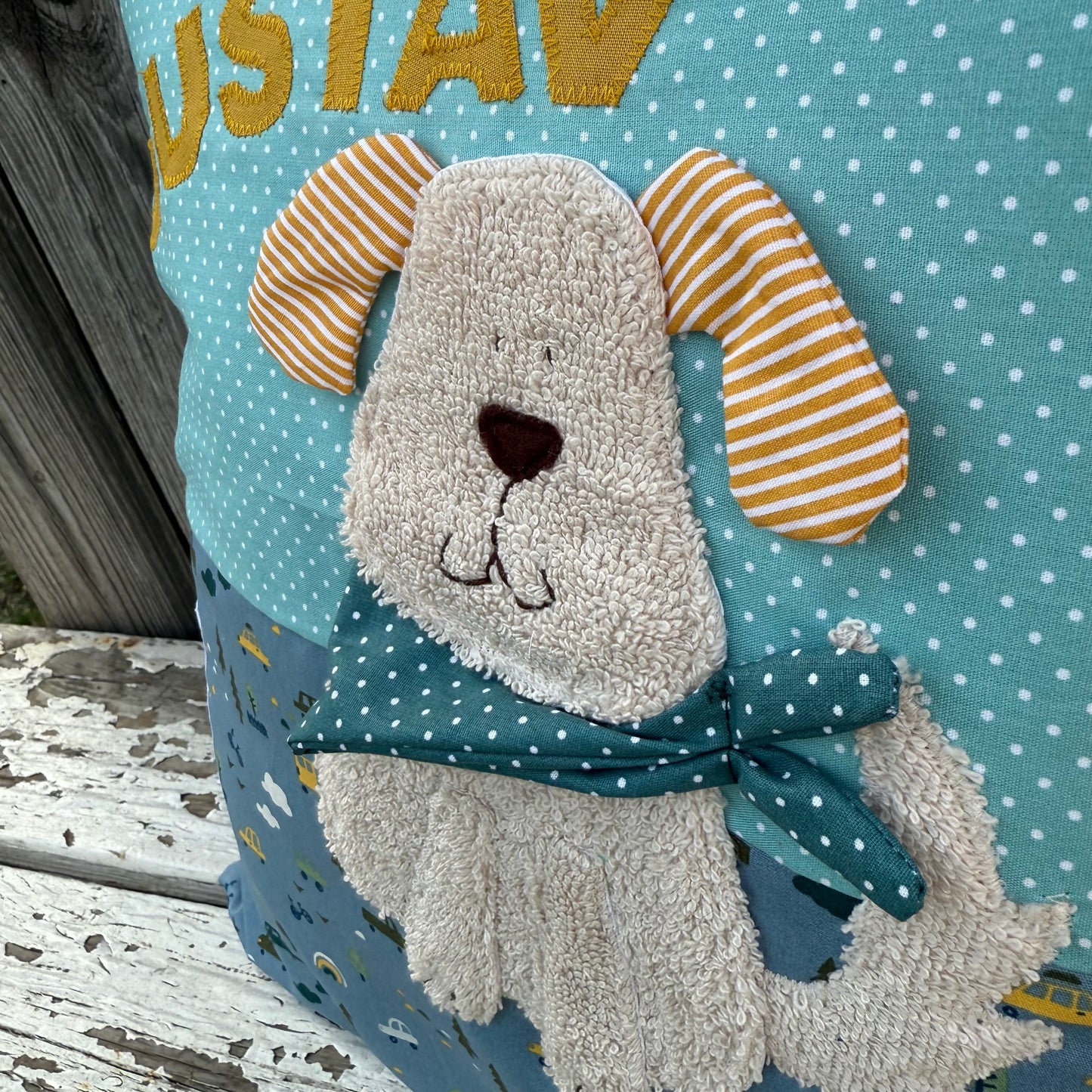 Kissen Hund mit Namen – Personalisiertes Kinderkissen 40x40 cm in Rauchblau | Geschenk zur Geburt, Taufe & 1. Geburtstag