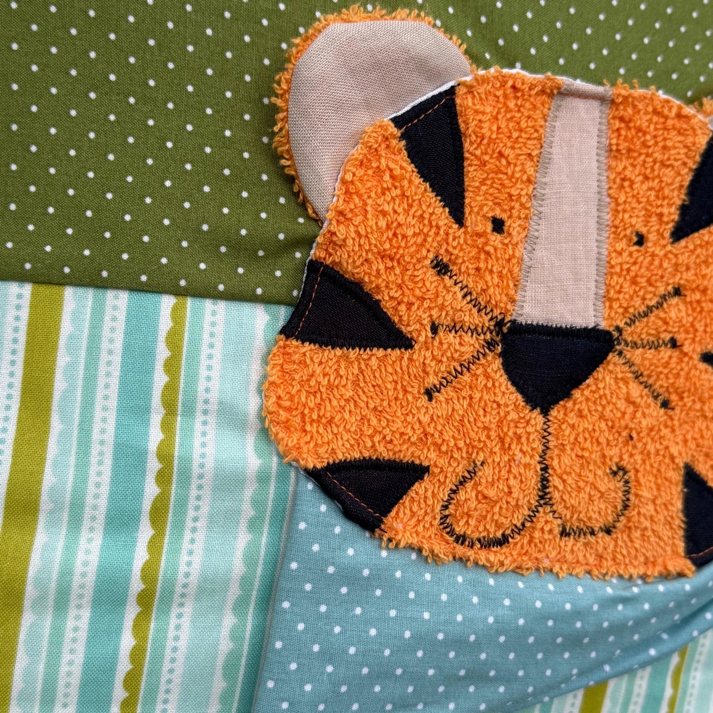 Kissen Tiger personalisiert - Kinderkissen mit Namen