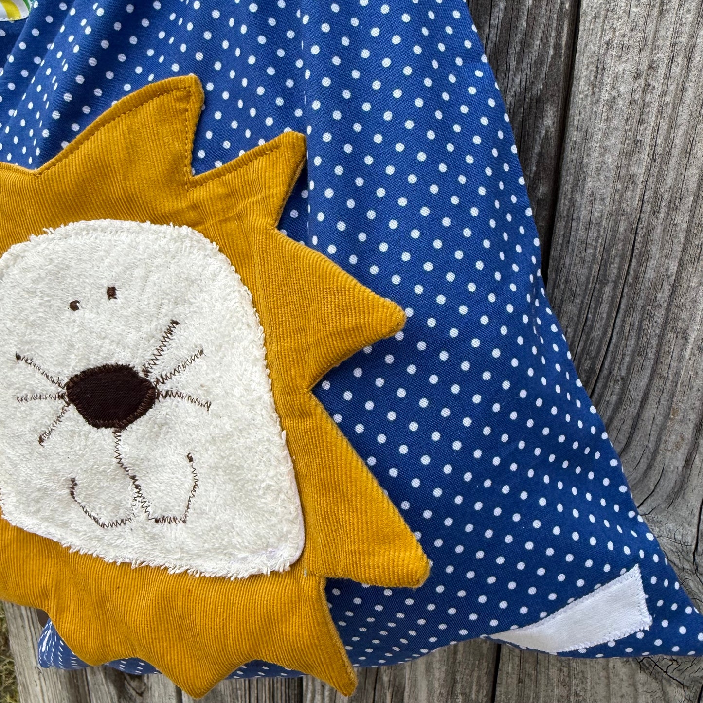 Personalisiertes Kinderkissen Geschenkset Löwe Zirkus | Namenskissen und Wetbag zur Geburt
