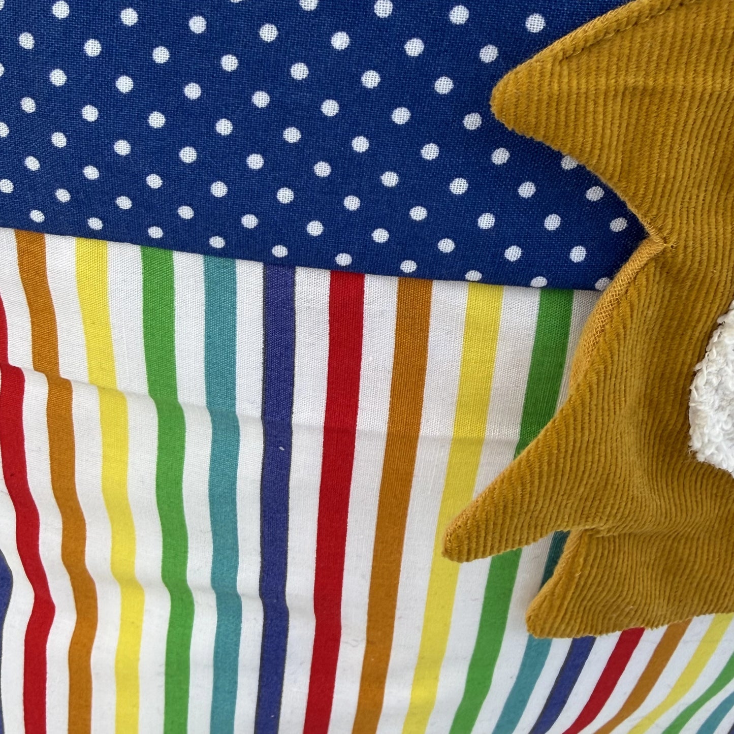 Personalisiertes Kinderkissen Geschenkset Löwe Zirkus | Namenskissen und Wetbag zur Geburt