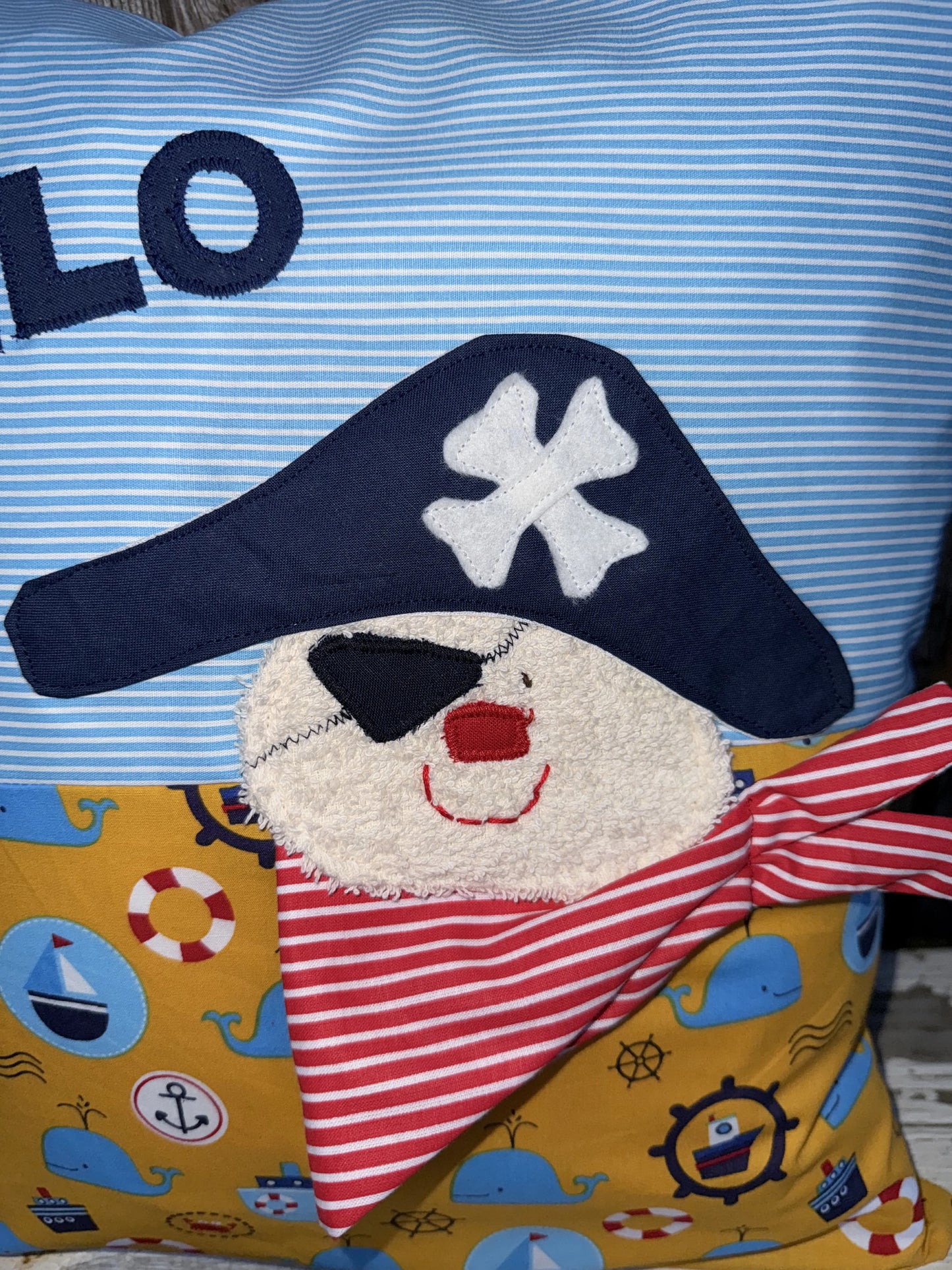 Geschenkset Pirat – Kissen & Wetbag personalisiert, Handmade