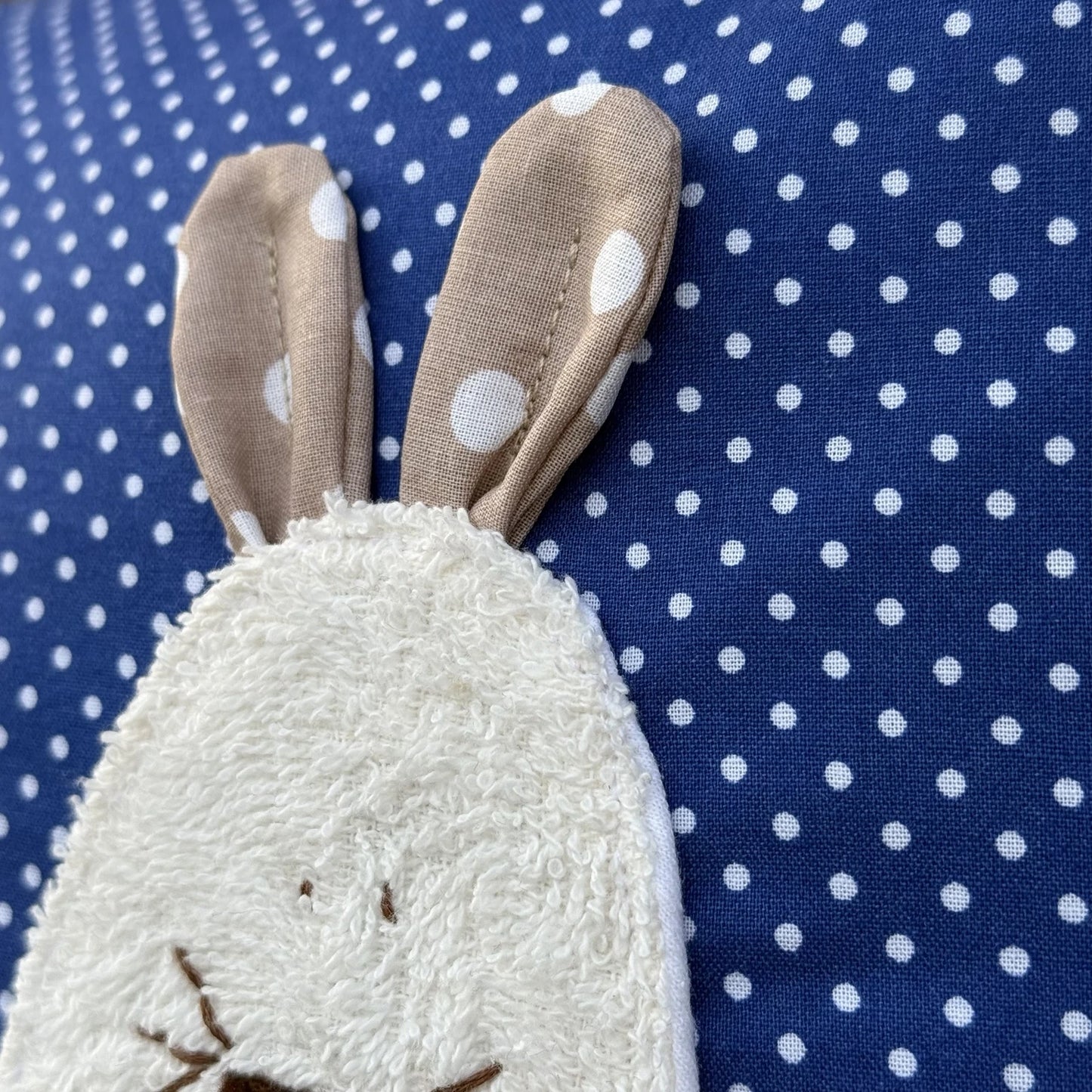 Kita-Set Hase blau/hellbraun mit Namen – Handmade Geschenk zum Kindergartenstart