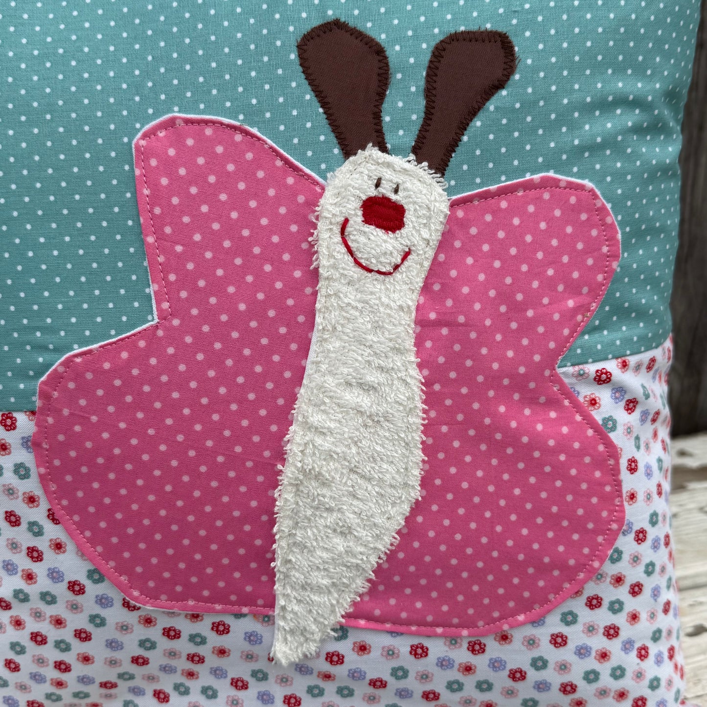 Kissen personalisiert mit Namen – Schmetterling | Geschenkideen erster Geburtstag & Geschenk von Patentante